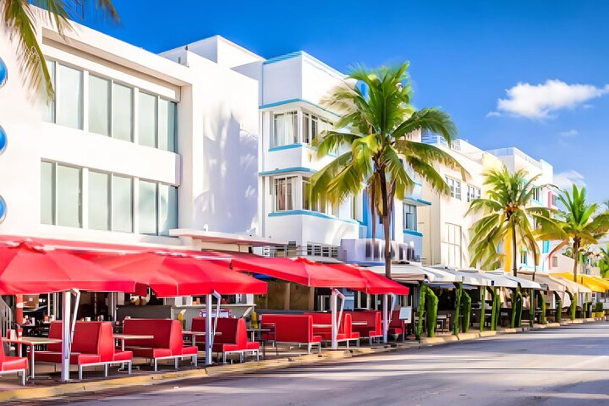 Art Deco Tour in Miami - Image 1