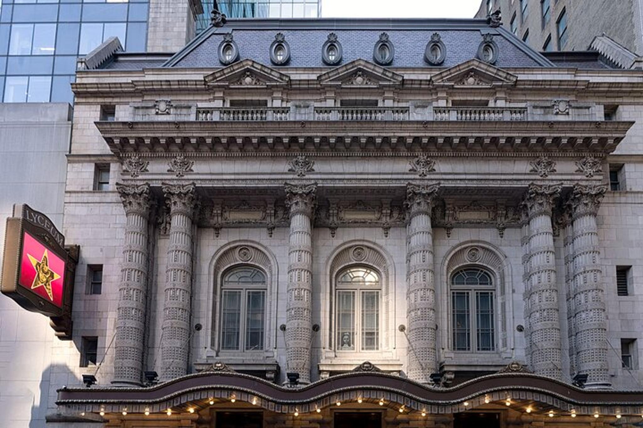 New York City Walking Tour of 42nd Street - Image 5