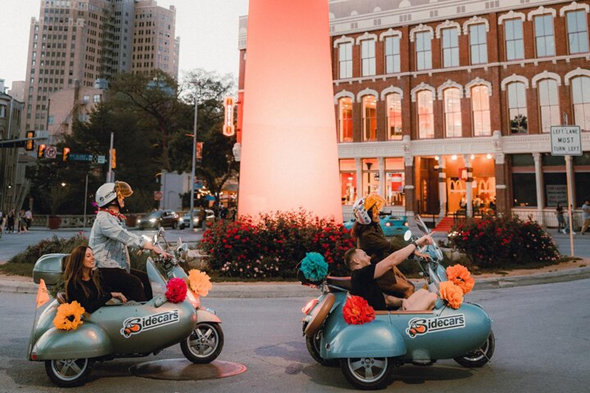 San Antonio Vespa Sidecar Tour with Tacos 90 min
