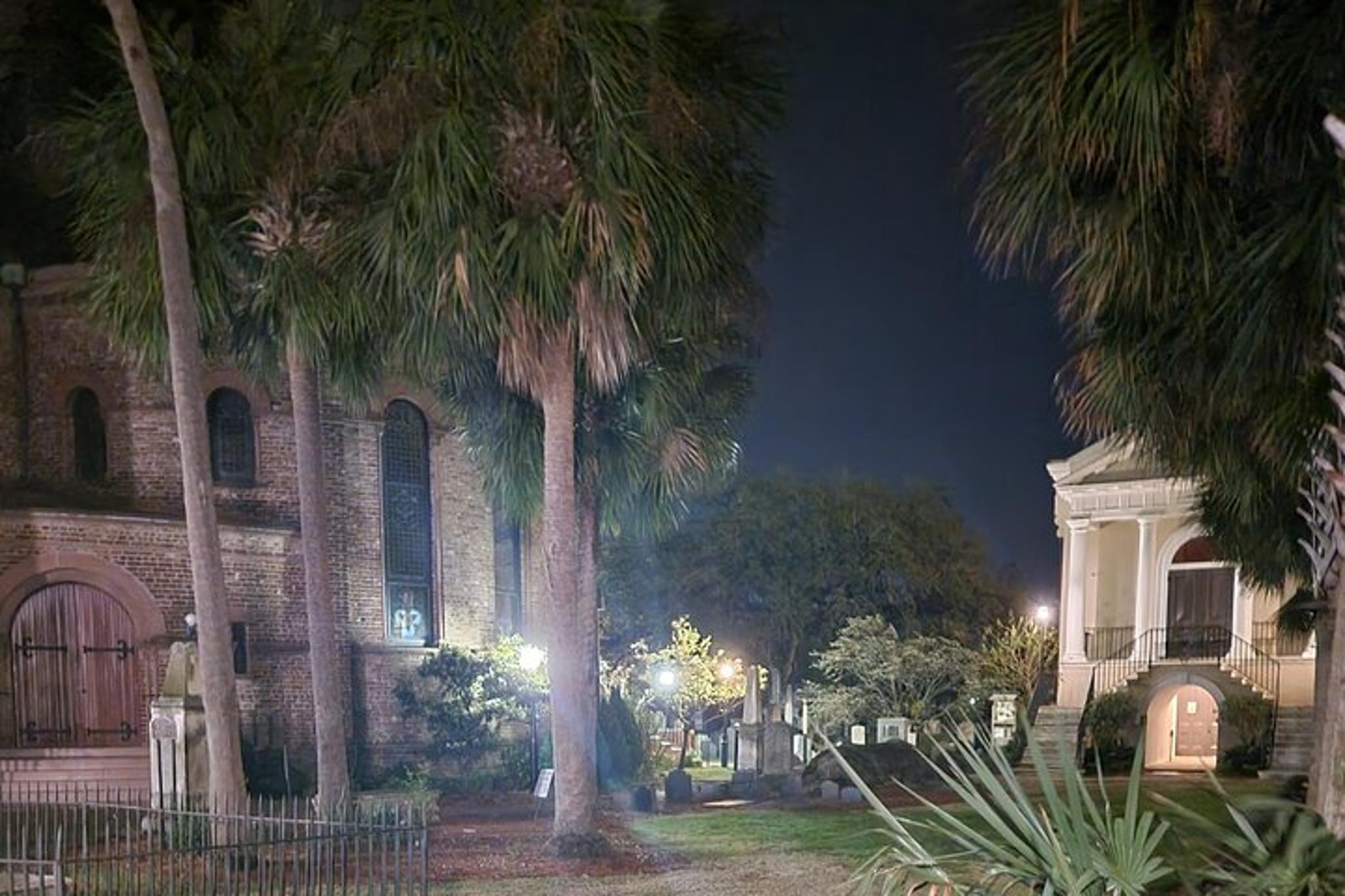 Charleston Ghost Tour: Haunts, Pirates, and Death - Image 3