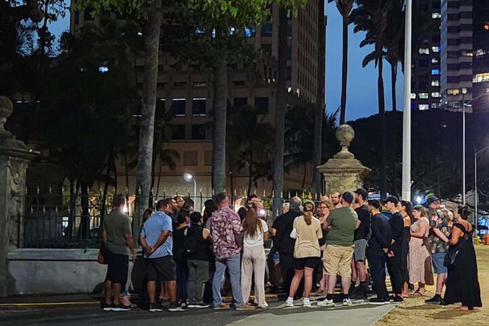 Honolulu Night Marchers Ghost Tour 90 Min - Image 4