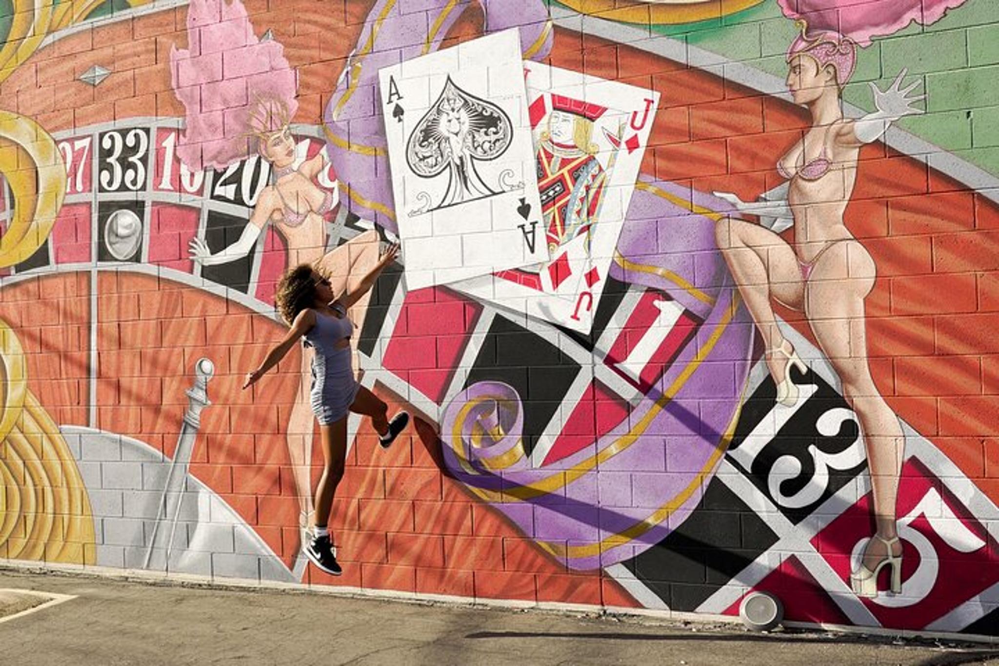 Las Vegas Arts District Photo Tour - Image 2