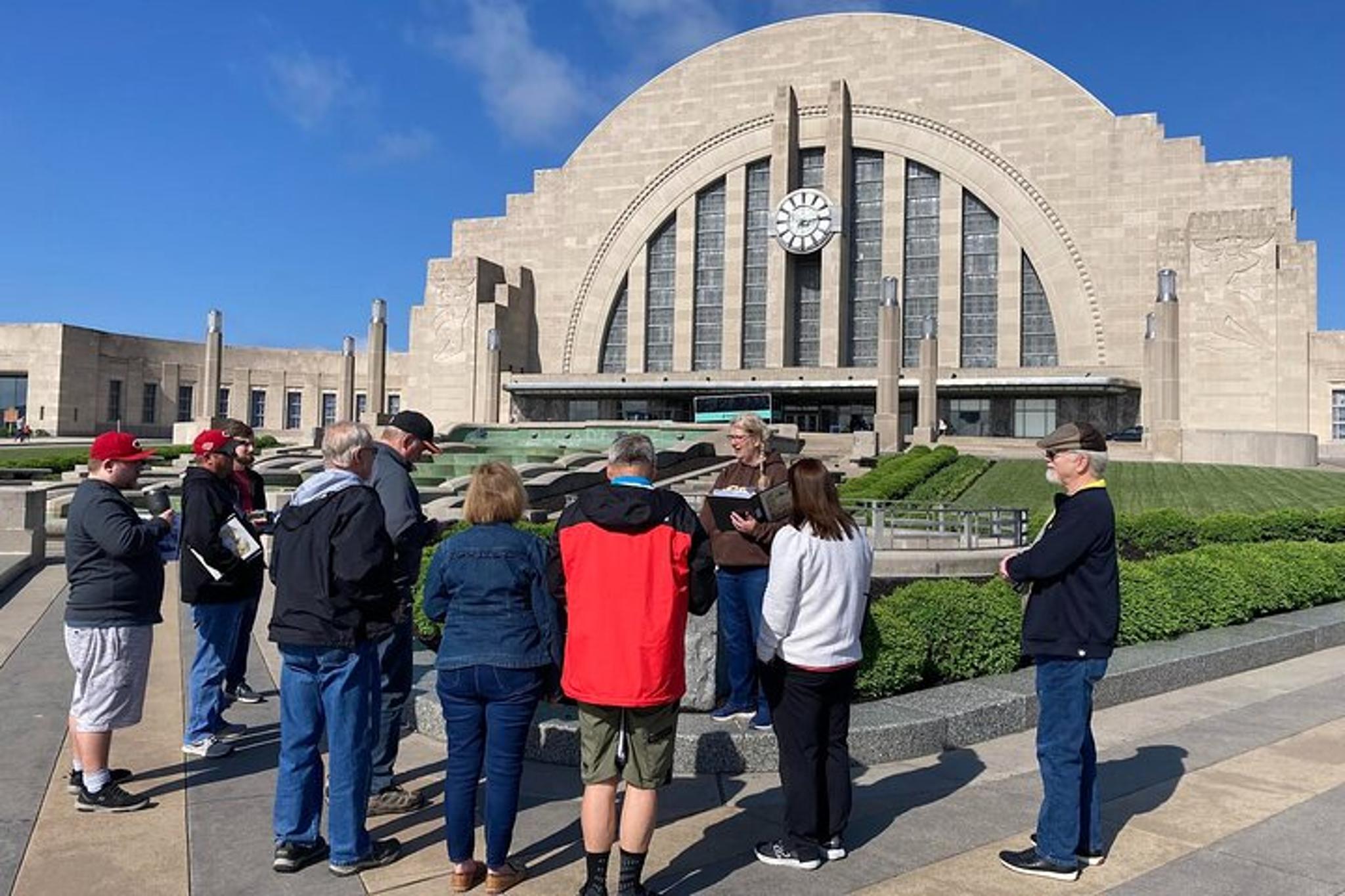 Cincinnati Ballparks and Breweries Bus Tour - Image 2