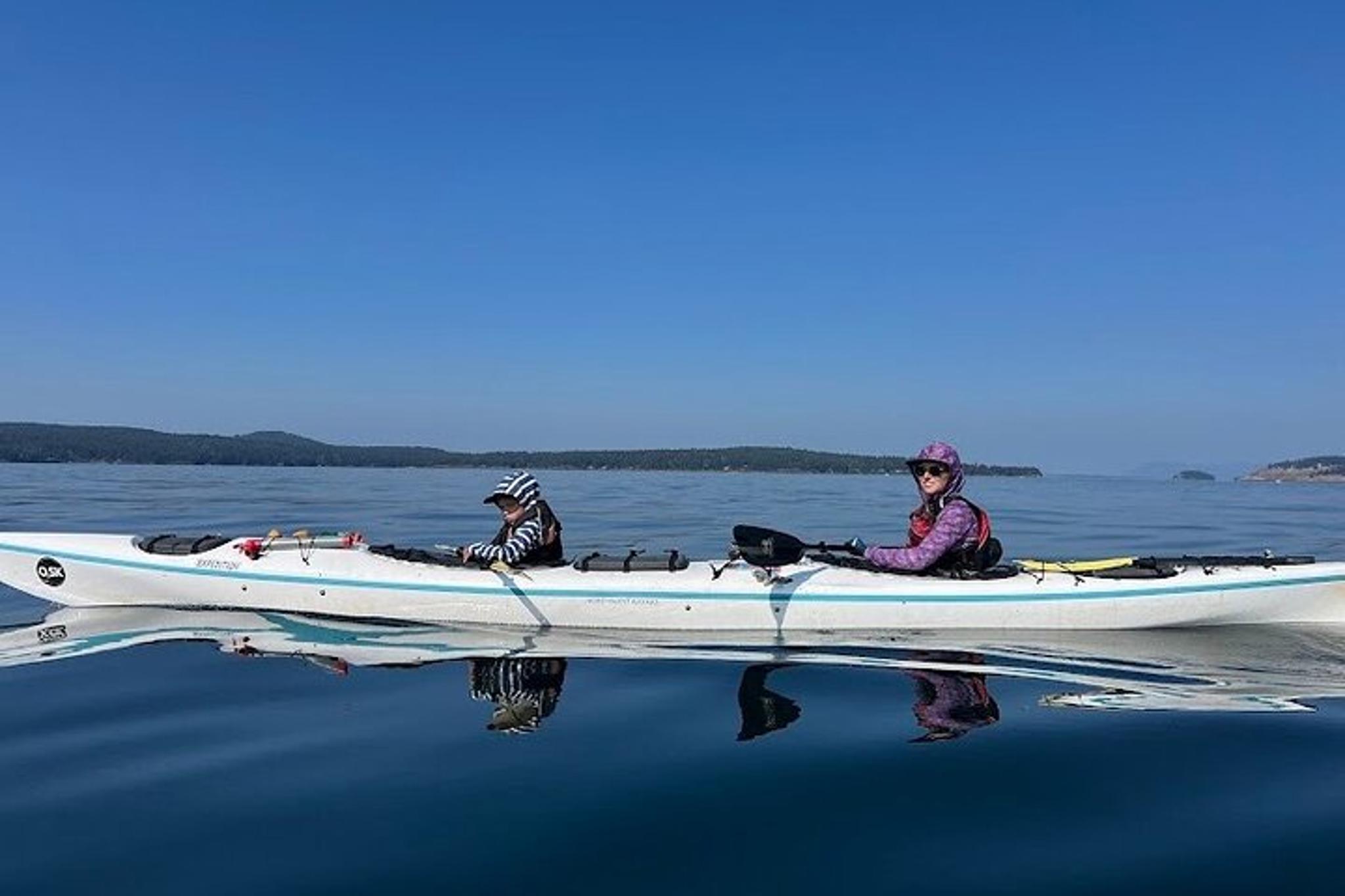 Friday Harbor Family Paddle and Hike - Image 5