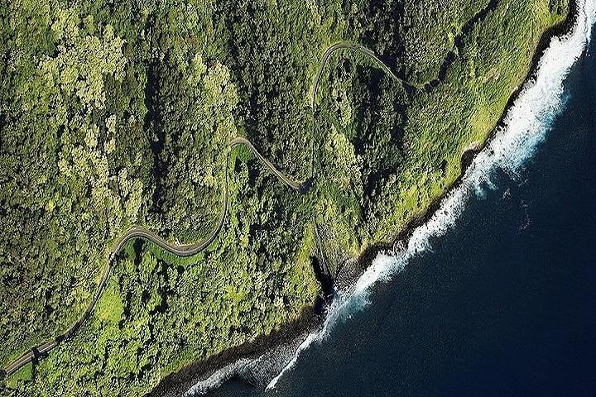 Maui Road to Hana Rainforest and Waterfall Tour - Image 2