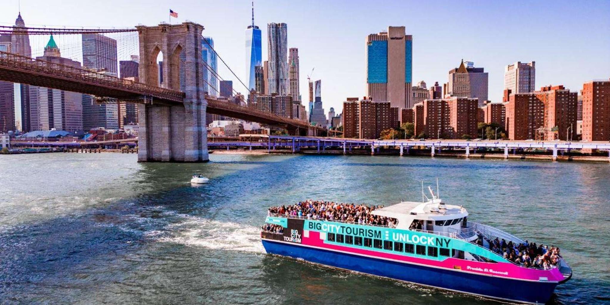 New York City Statue of Liberty and Manhattan Cruise