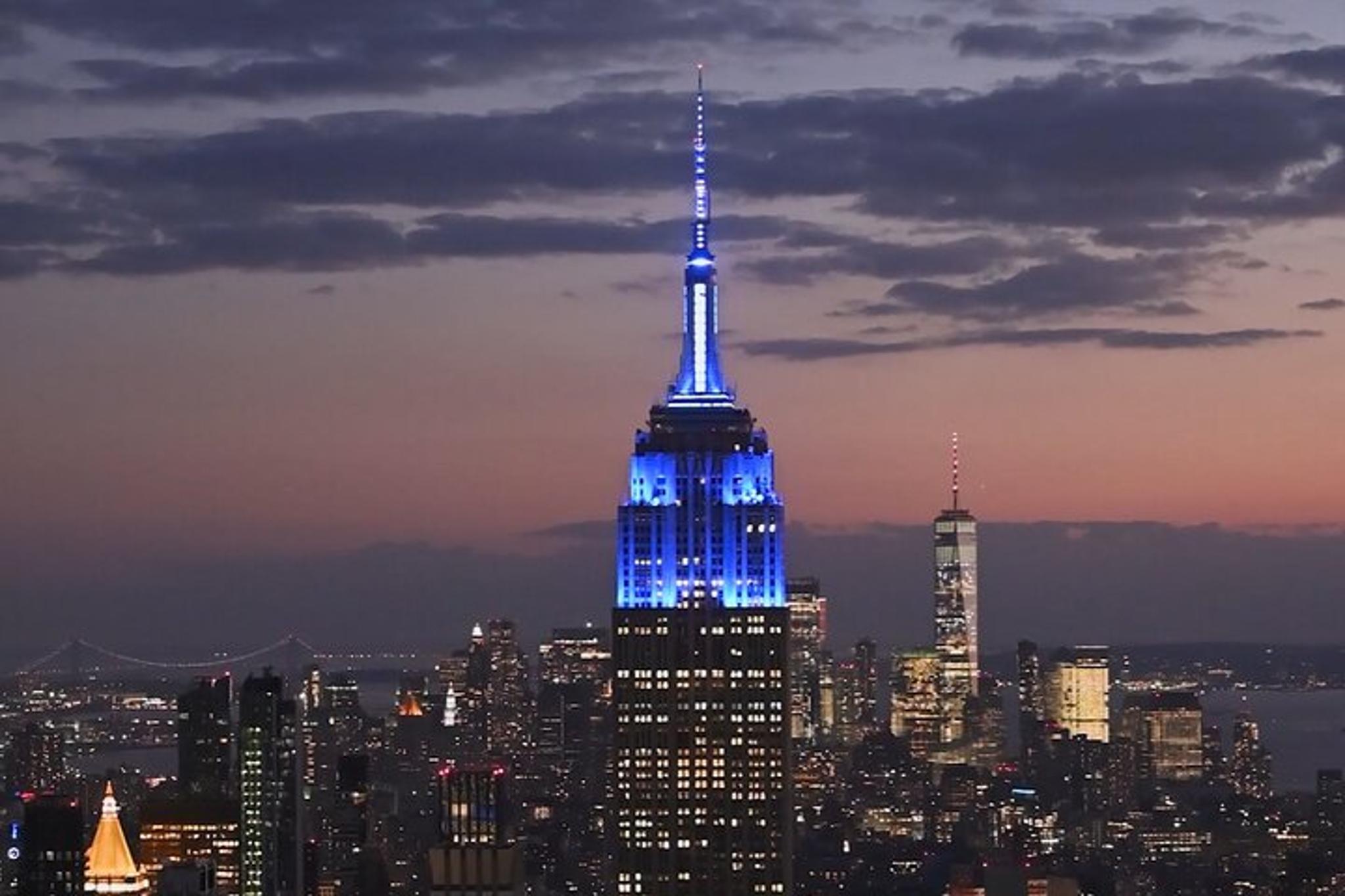 New York City Night Lights Helicopter Tour - Image 2