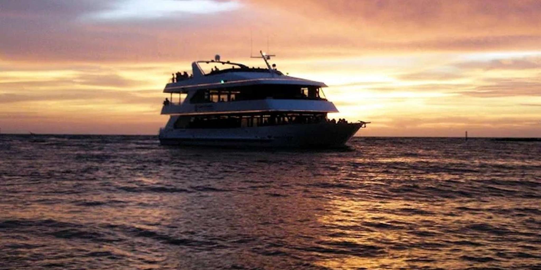Naples Sightseeing and Dining Cruises - Image 3