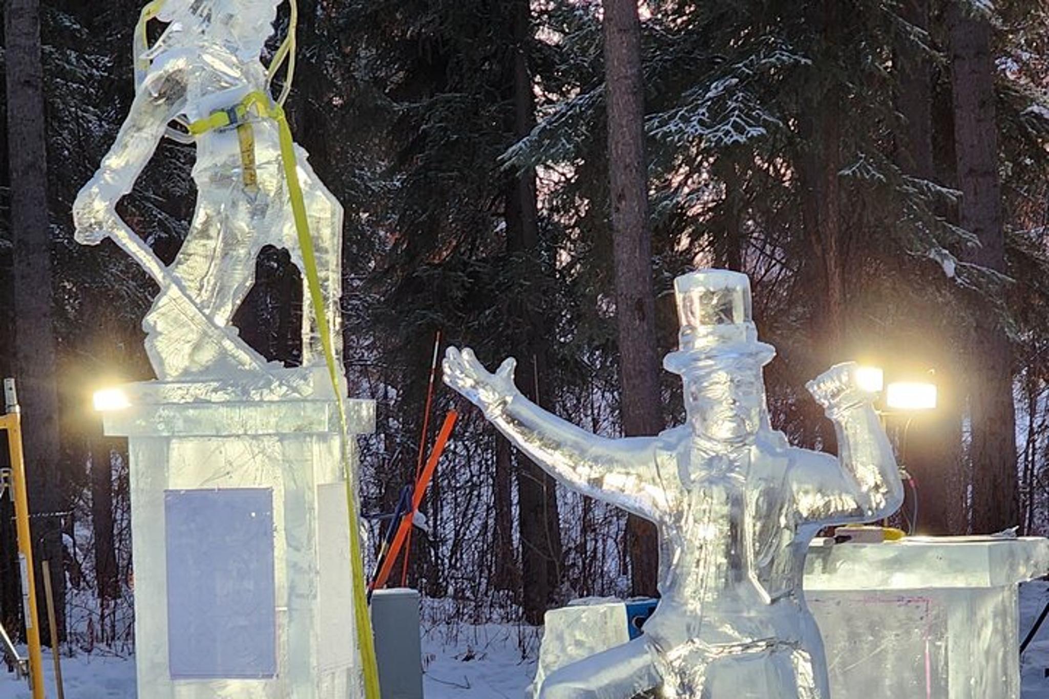 Alaska Hot Spring and Northern Lights Photography Tour - Image 5