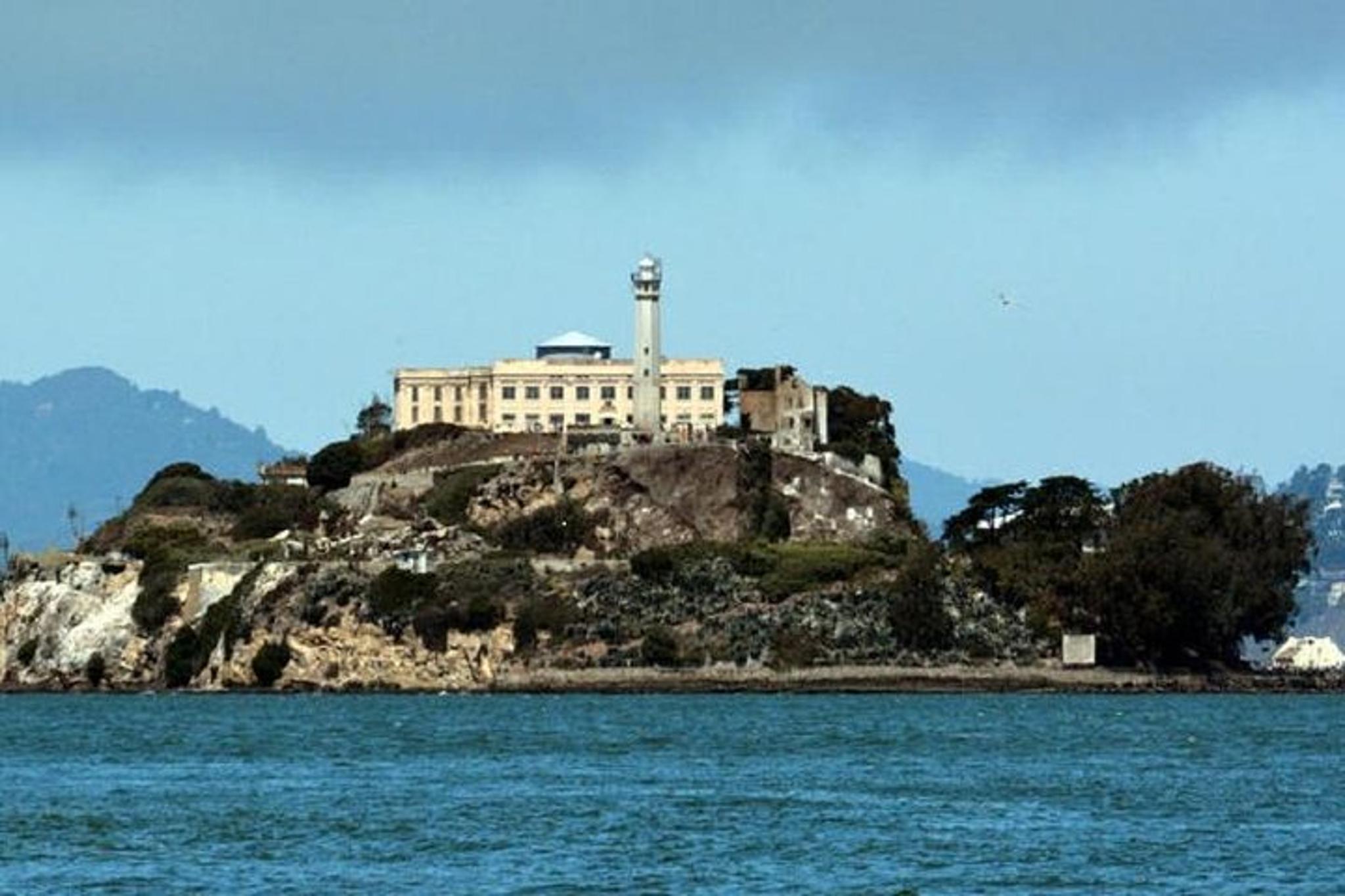San Francisco Alcatraz Island and Bike Tour - Image 6