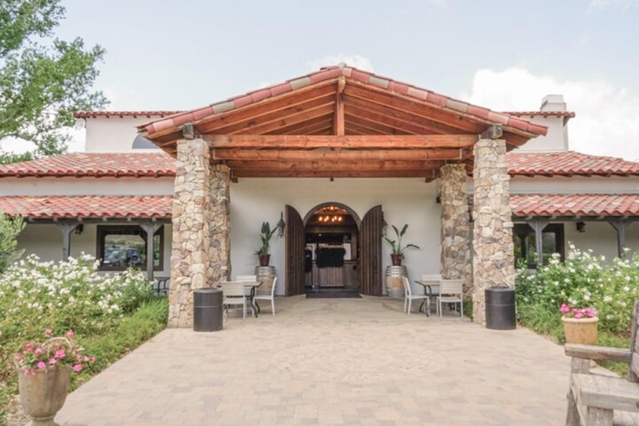 Temecula Wine Tour in Old Town Temecula - Image 4