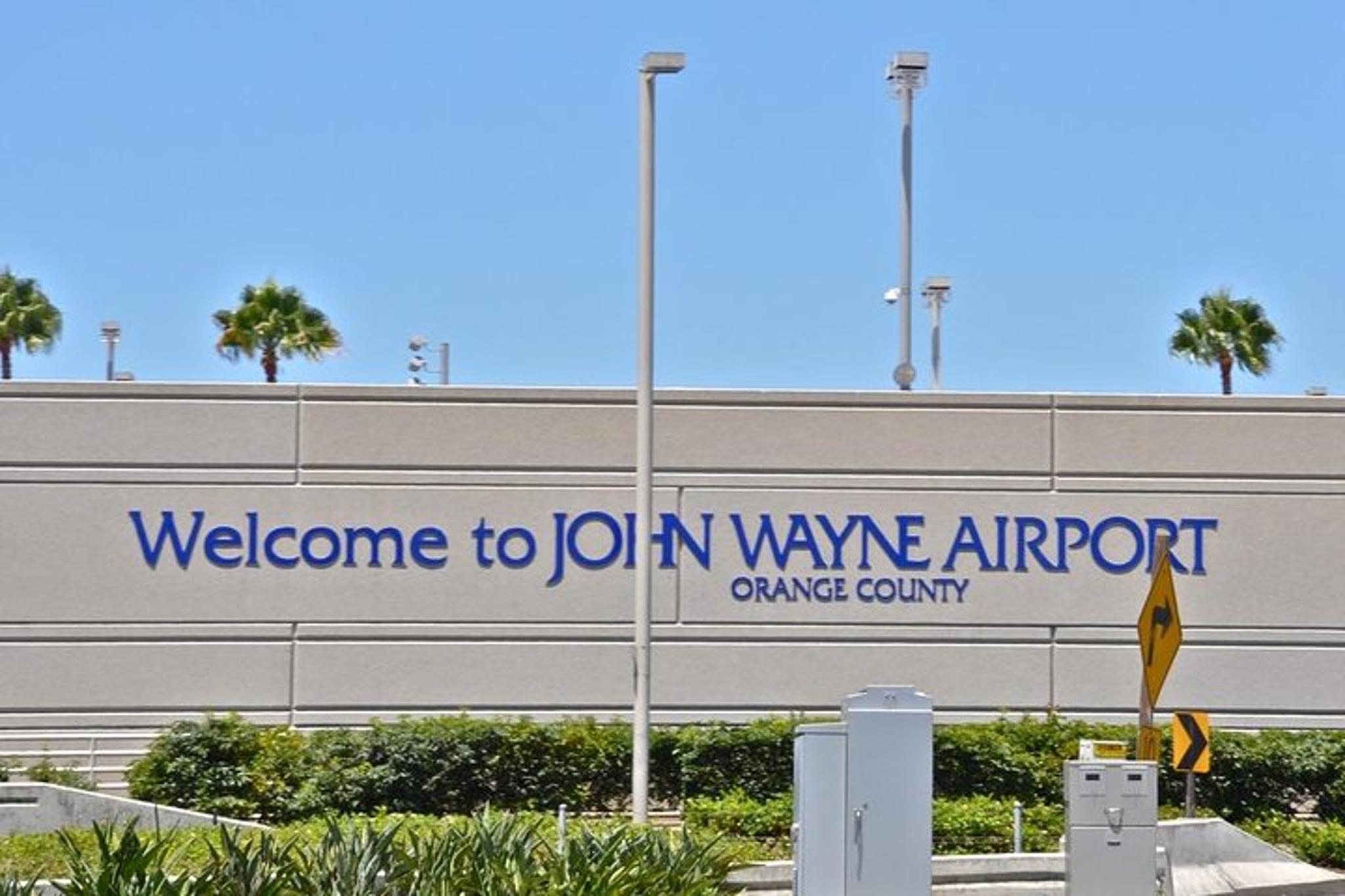 Anaheim Resort Private Transfer to John Wayne Airport