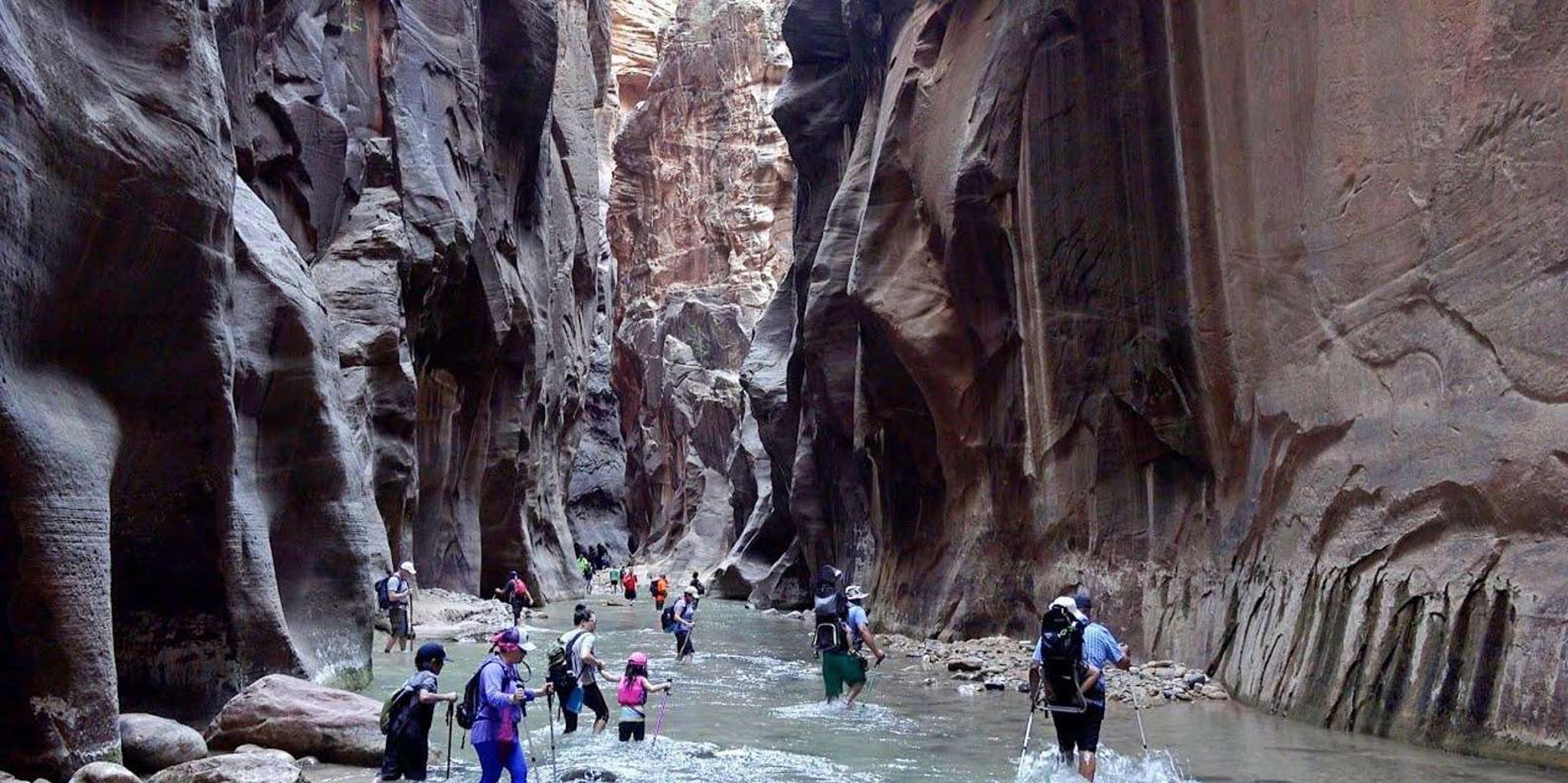 Yellowstone and Southern Utah 9-Day Tour - Image 5