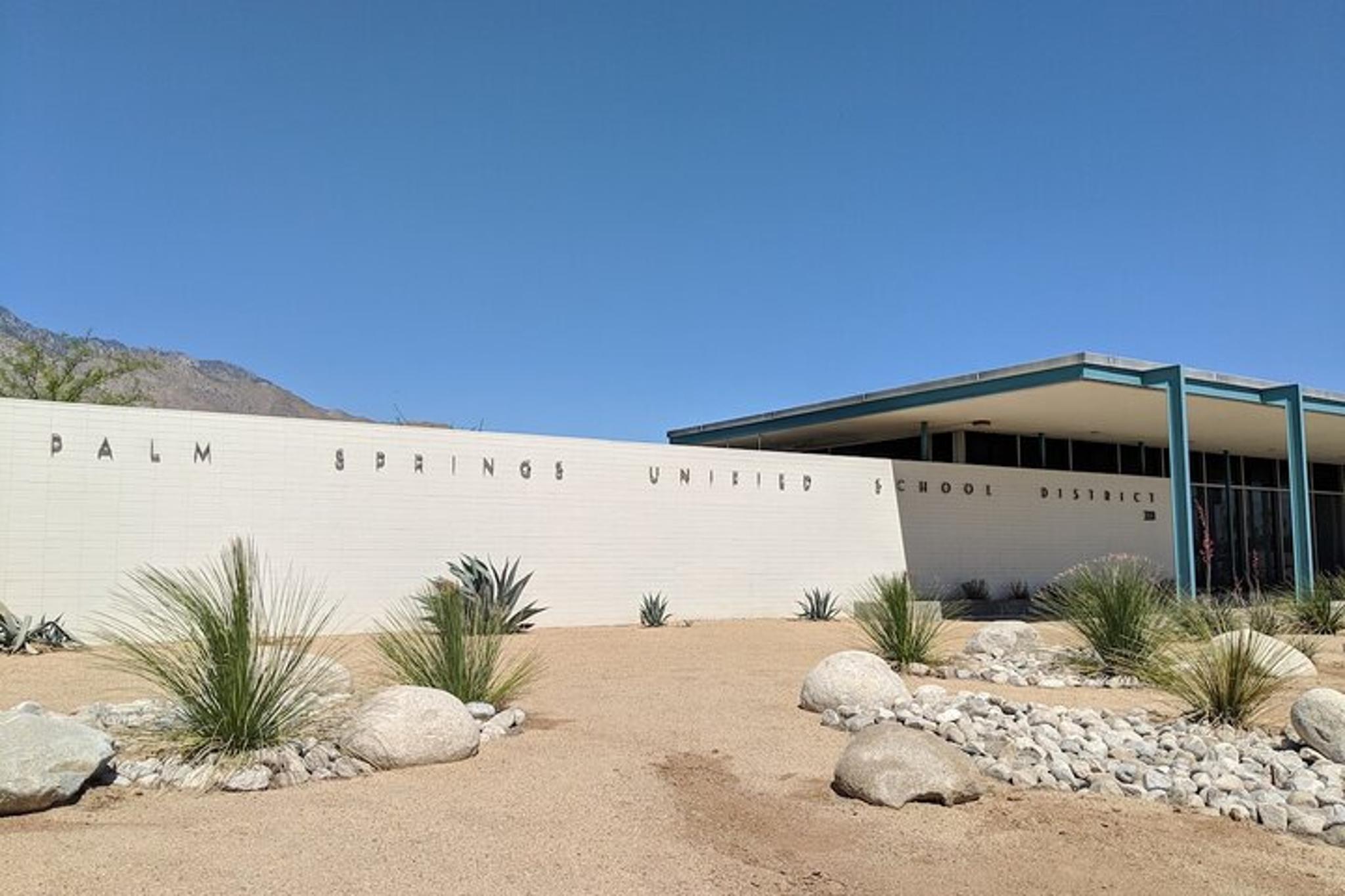 Palm Springs Modern Architecture Tour - Image 5