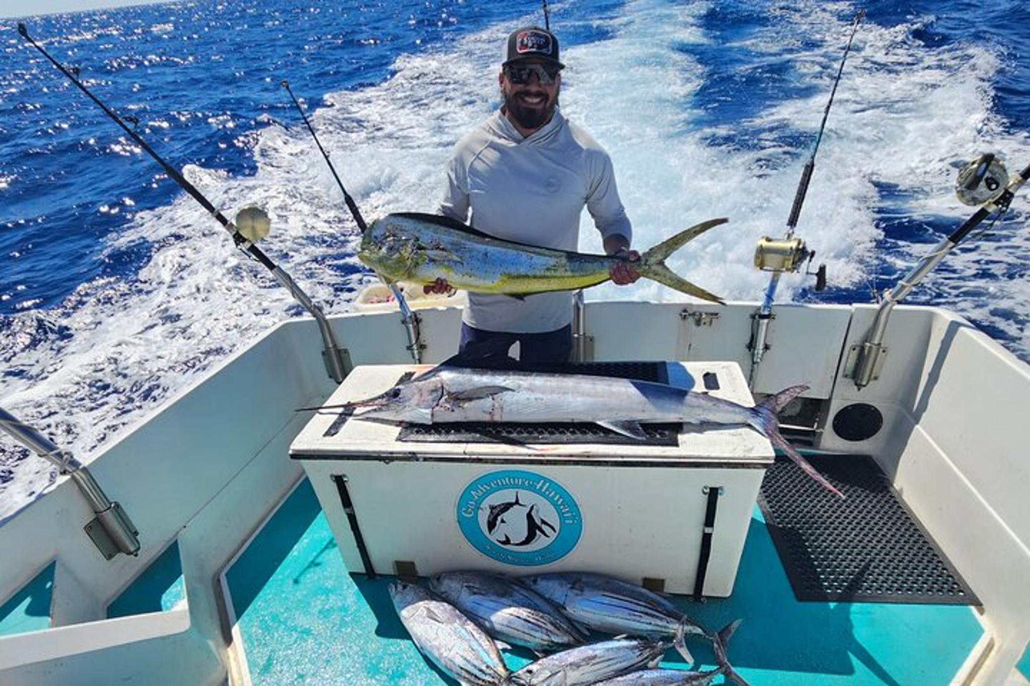 Oahu Deep Sea Fishing - Image 2