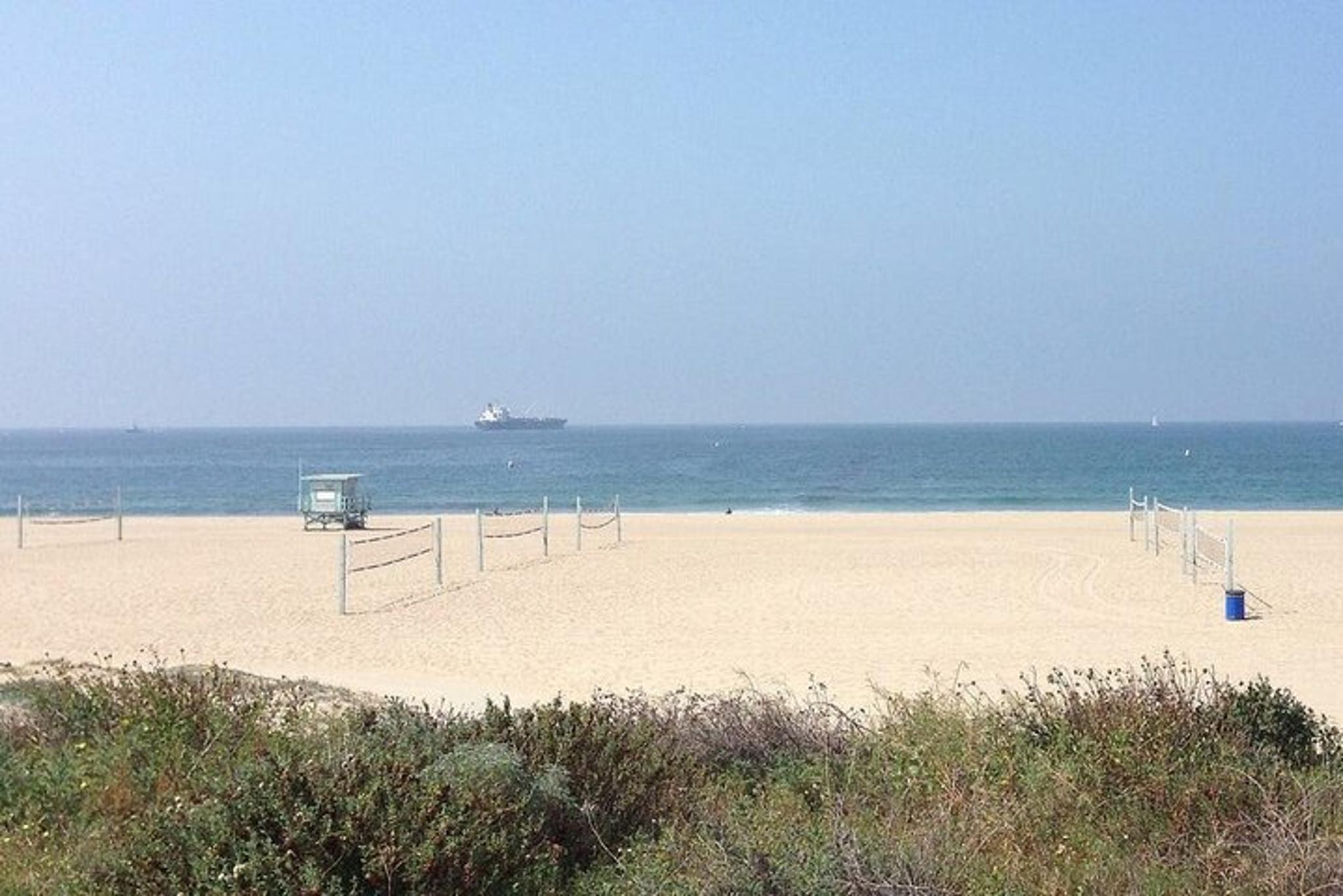 Los Angeles Suburbs and Attractions Tour - Image 5
