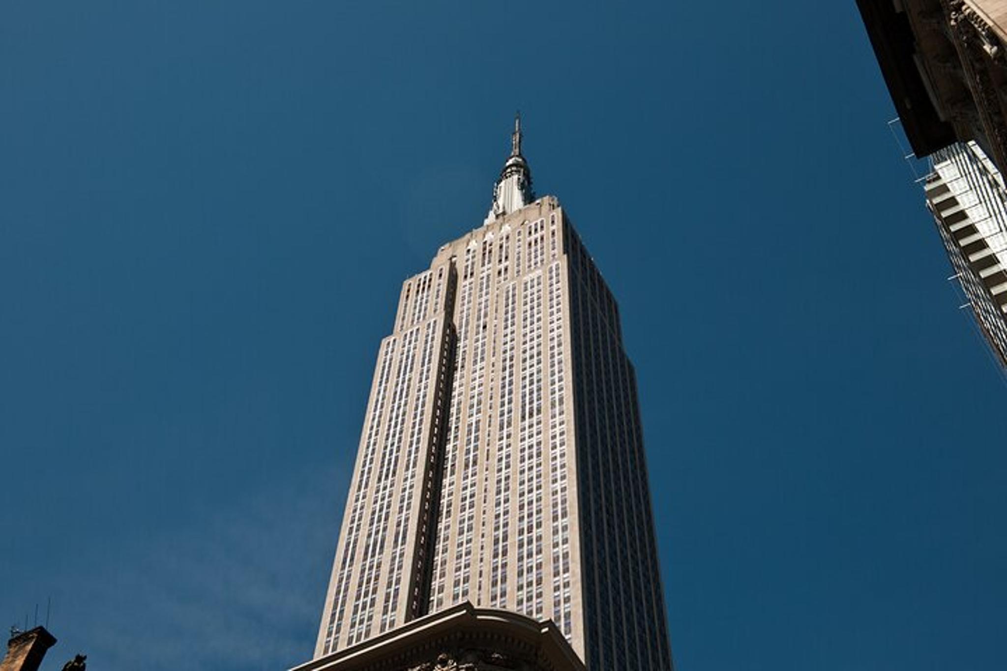New York City Comedy Bus Tour - Image 4