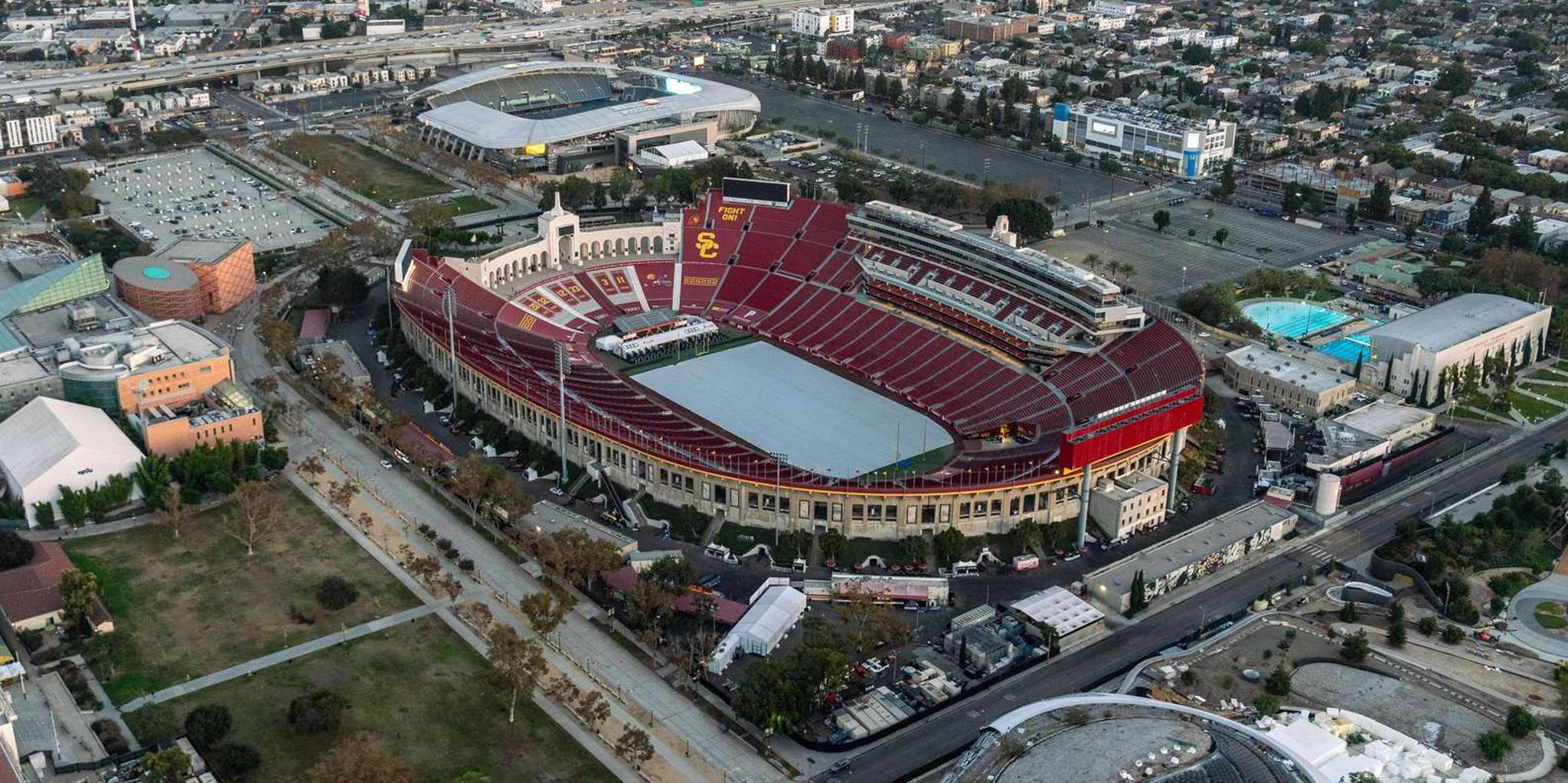 Los Angeles Helicopter Tour Over Hollywood and Beyond - Image 5