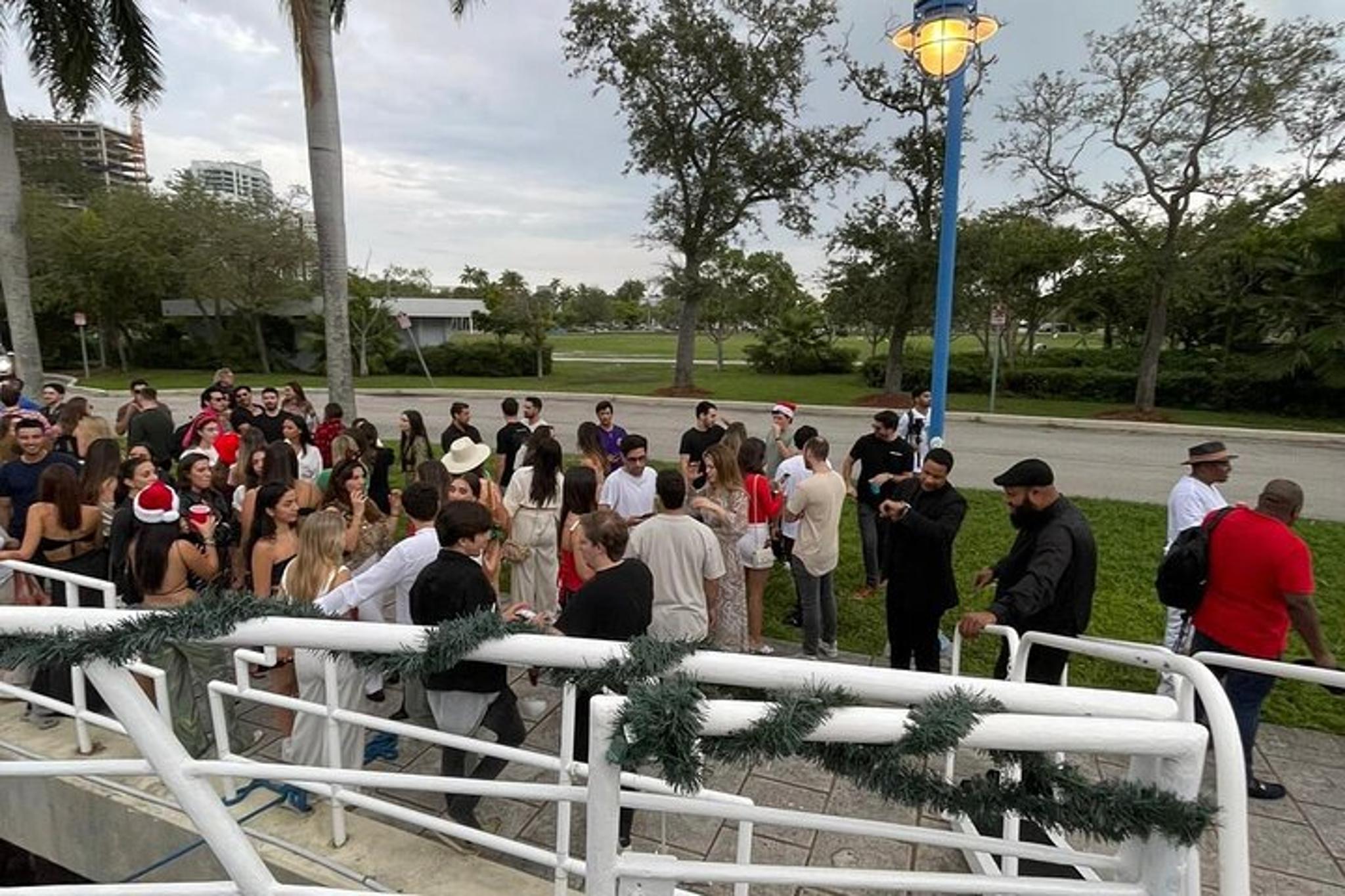 Miami Boat Party - Image 4