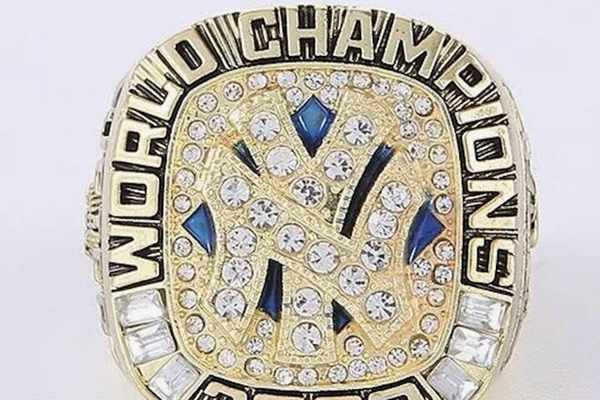 Bronx Zoo & Yankee Stadium Bus Tour - Image 5