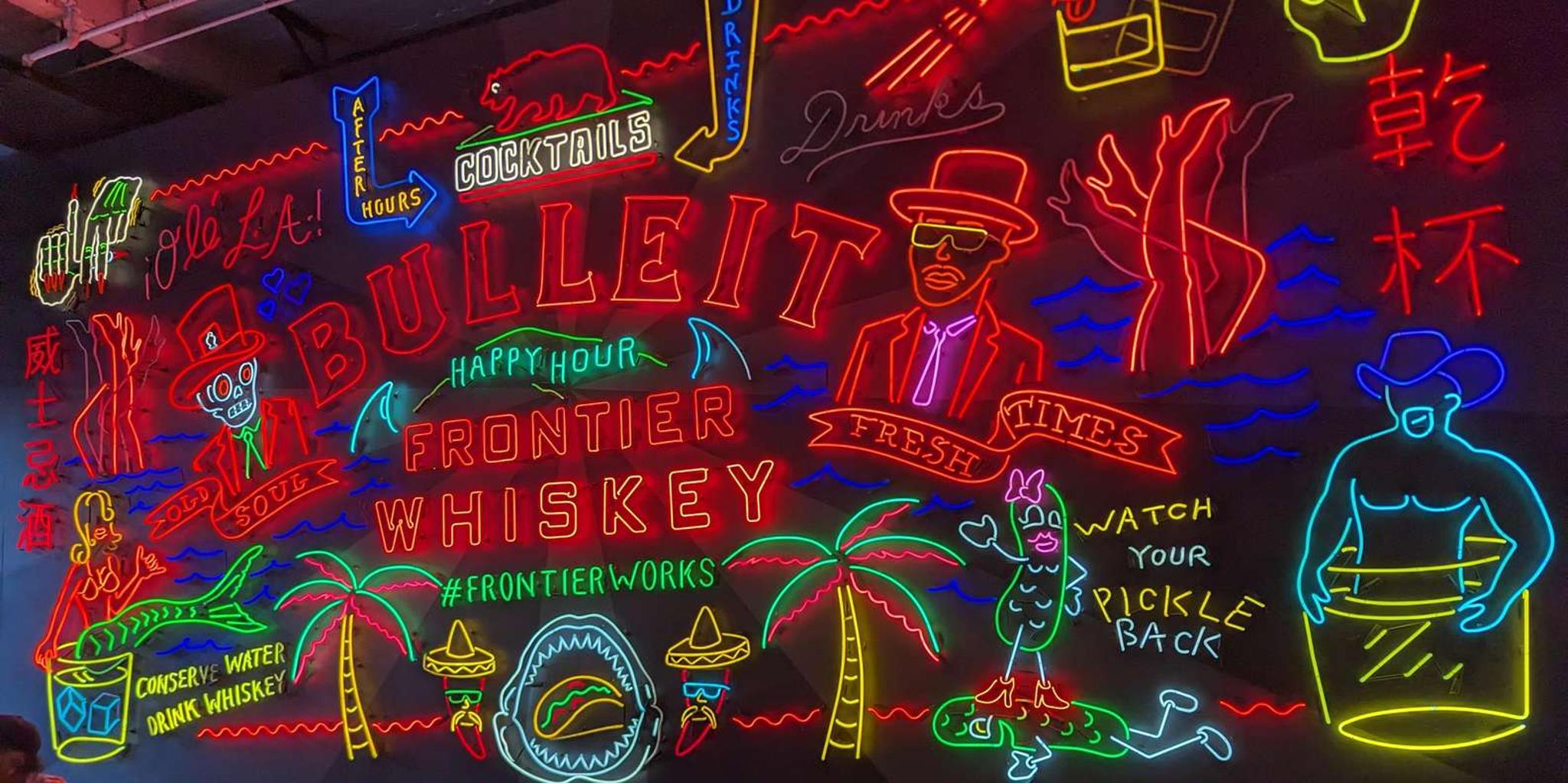 Los Angeles Private Tour in a 1965 Mustang Convertible - Image 3