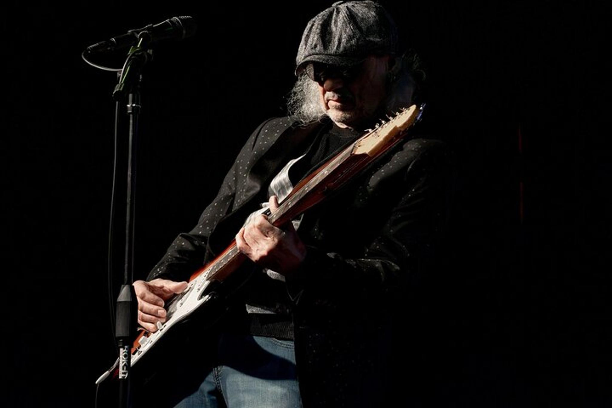 Chicago Blues Cruise Aboard Tall Ship Windy - Image 6