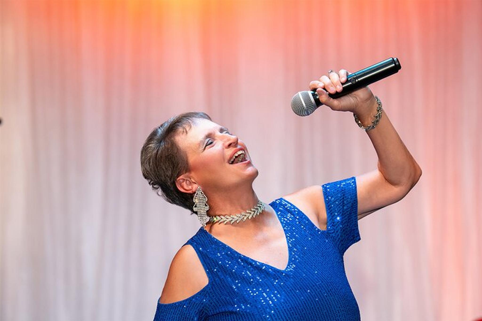 Tribute to the Music of Reba and Other Female Superstars - Image 3