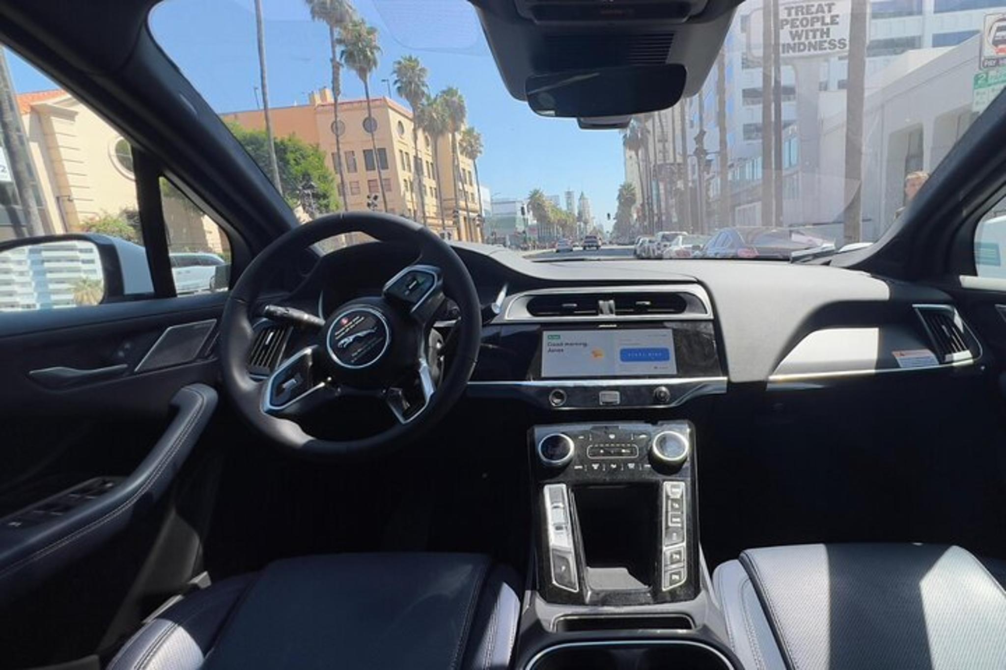 Los Angeles Self-Driving Car Experience - Image 4