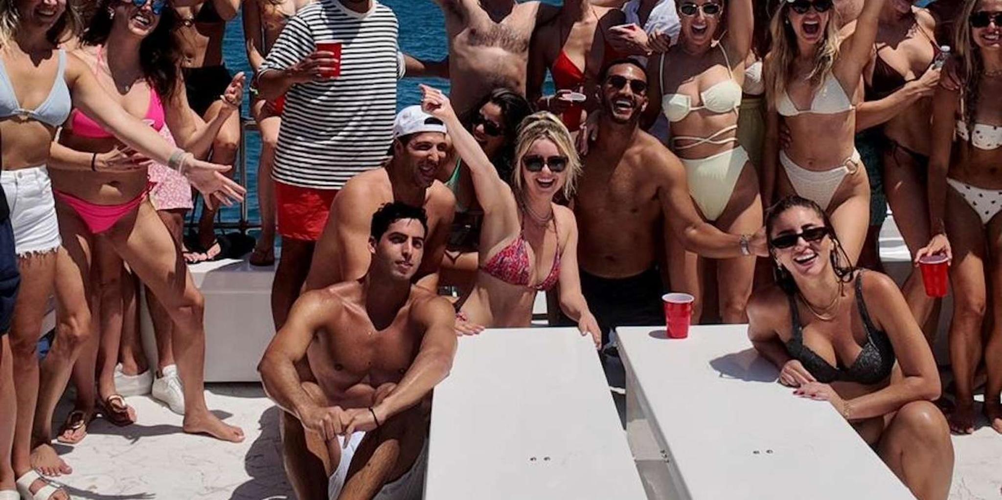 Miami Haulover Sandbar Party Boat - Image 4