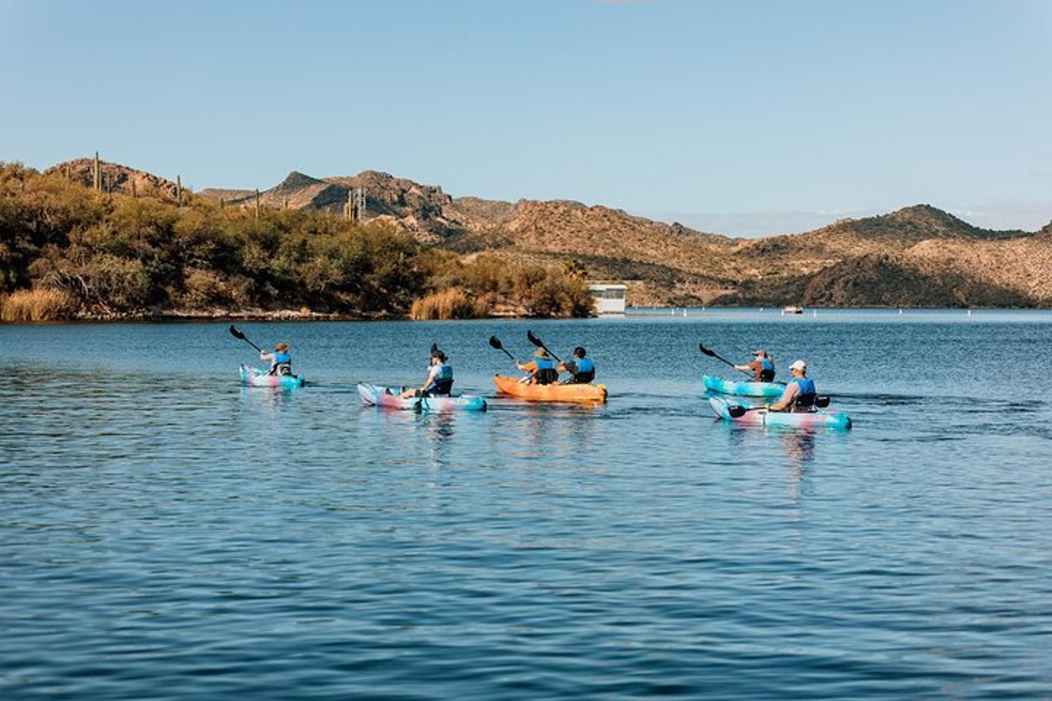 Canyon Lake Paddle Boarding and Kayaking Tour - Image 2