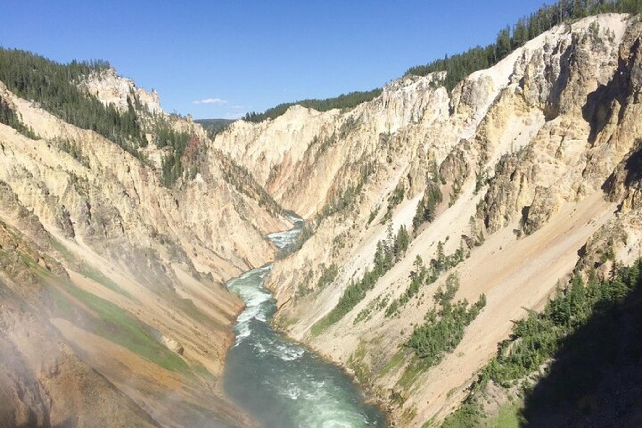 Salt Lake City Yellowstone and Grand Teton Tour 3 Days
