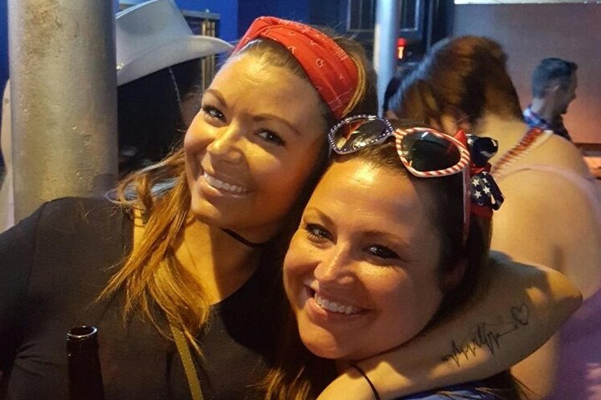 Nashville Pub Crawl on Fourth of July - Image 4