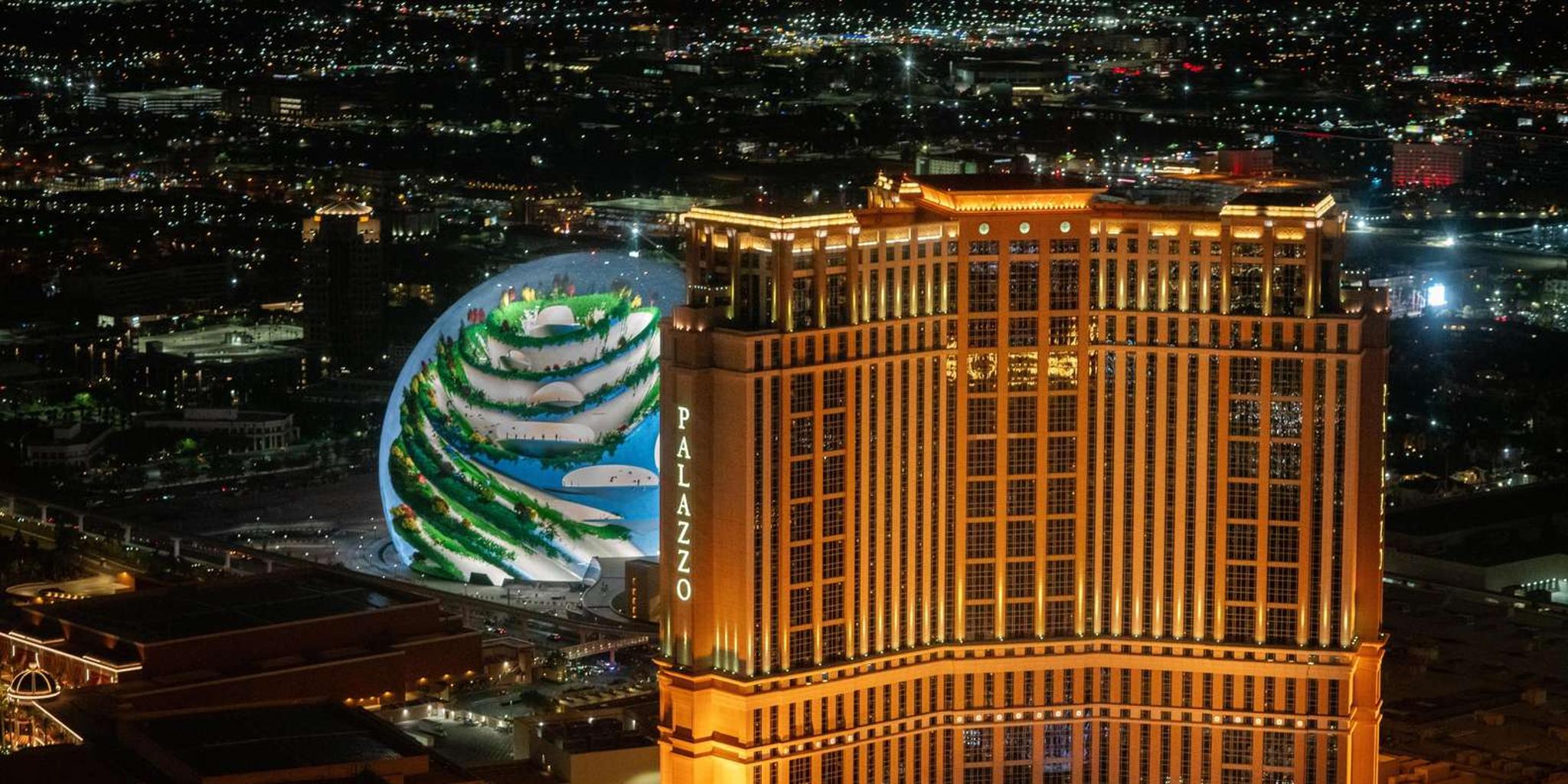 Las Vegas Night Helicopter Flight - Image 4