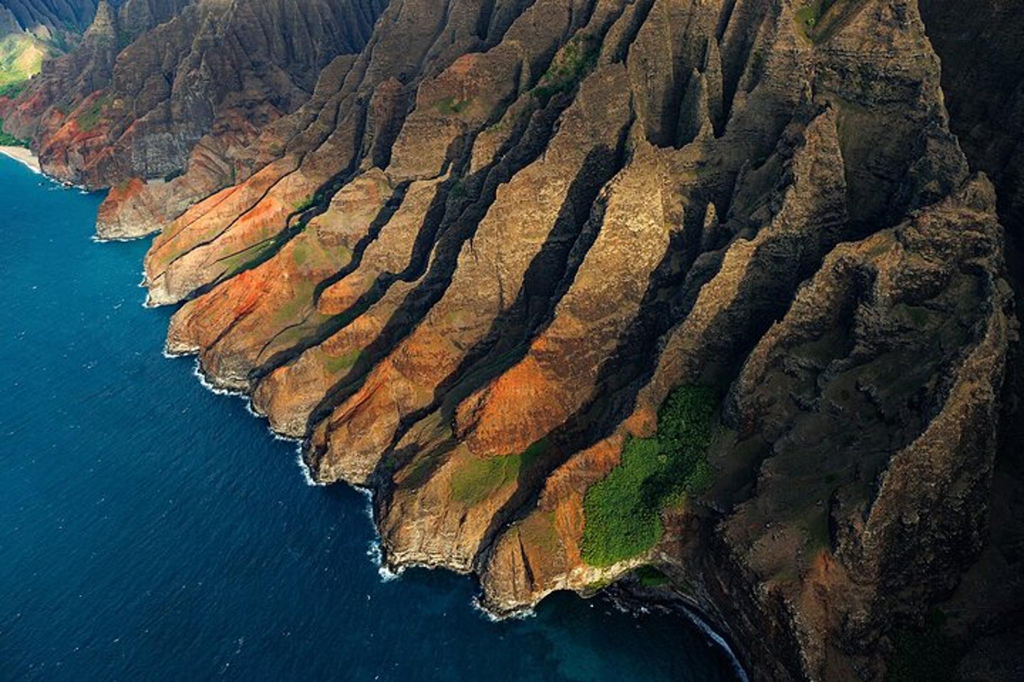 Kauai Airplane Tour: Na Pali Coast & Waterfalls