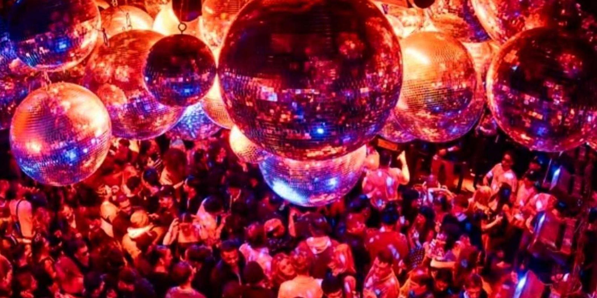 New York Nightlife Party with VIP Entry - Image 3