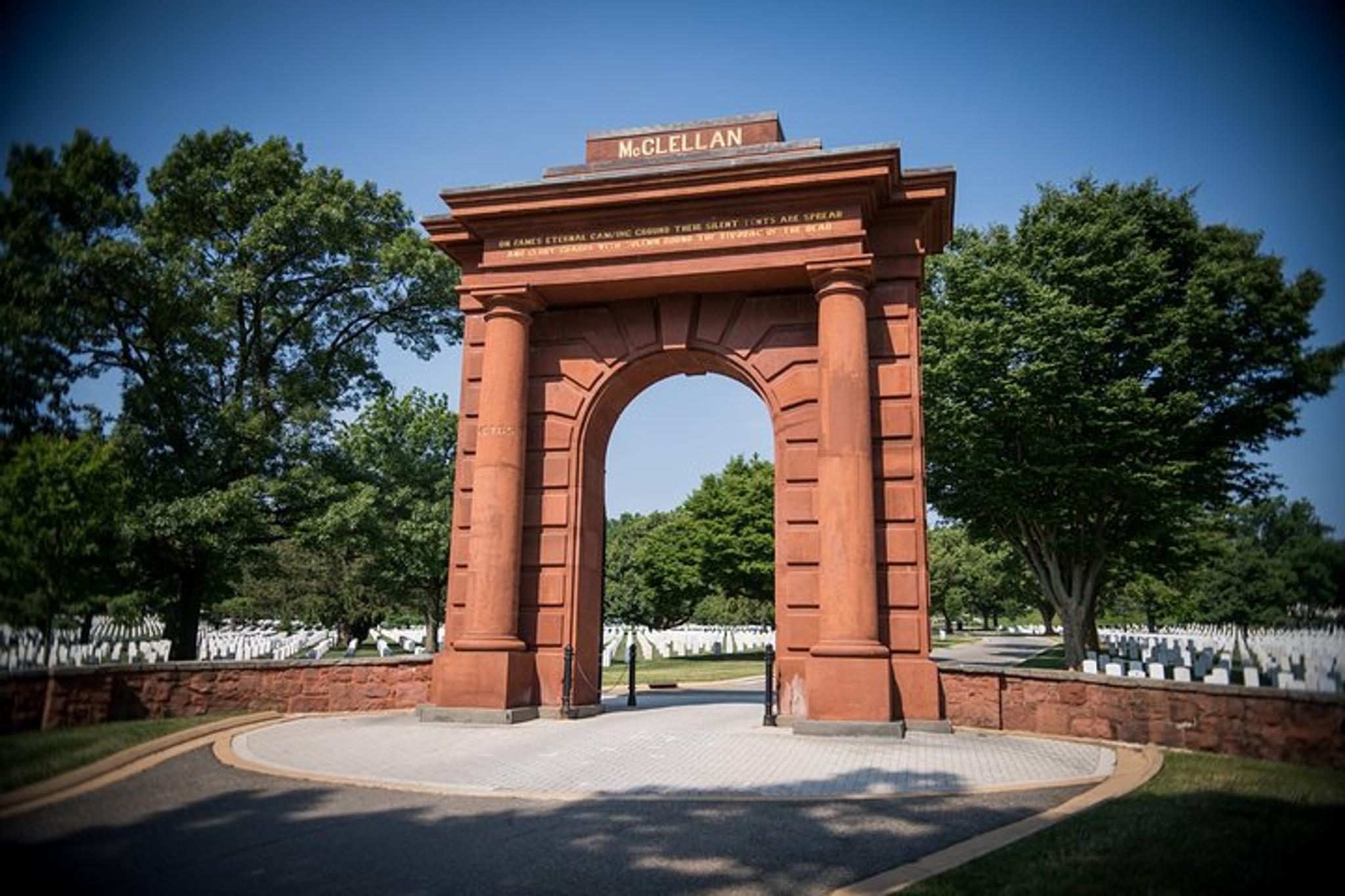 Arlington National Cemetery Walking Tour - Image 6