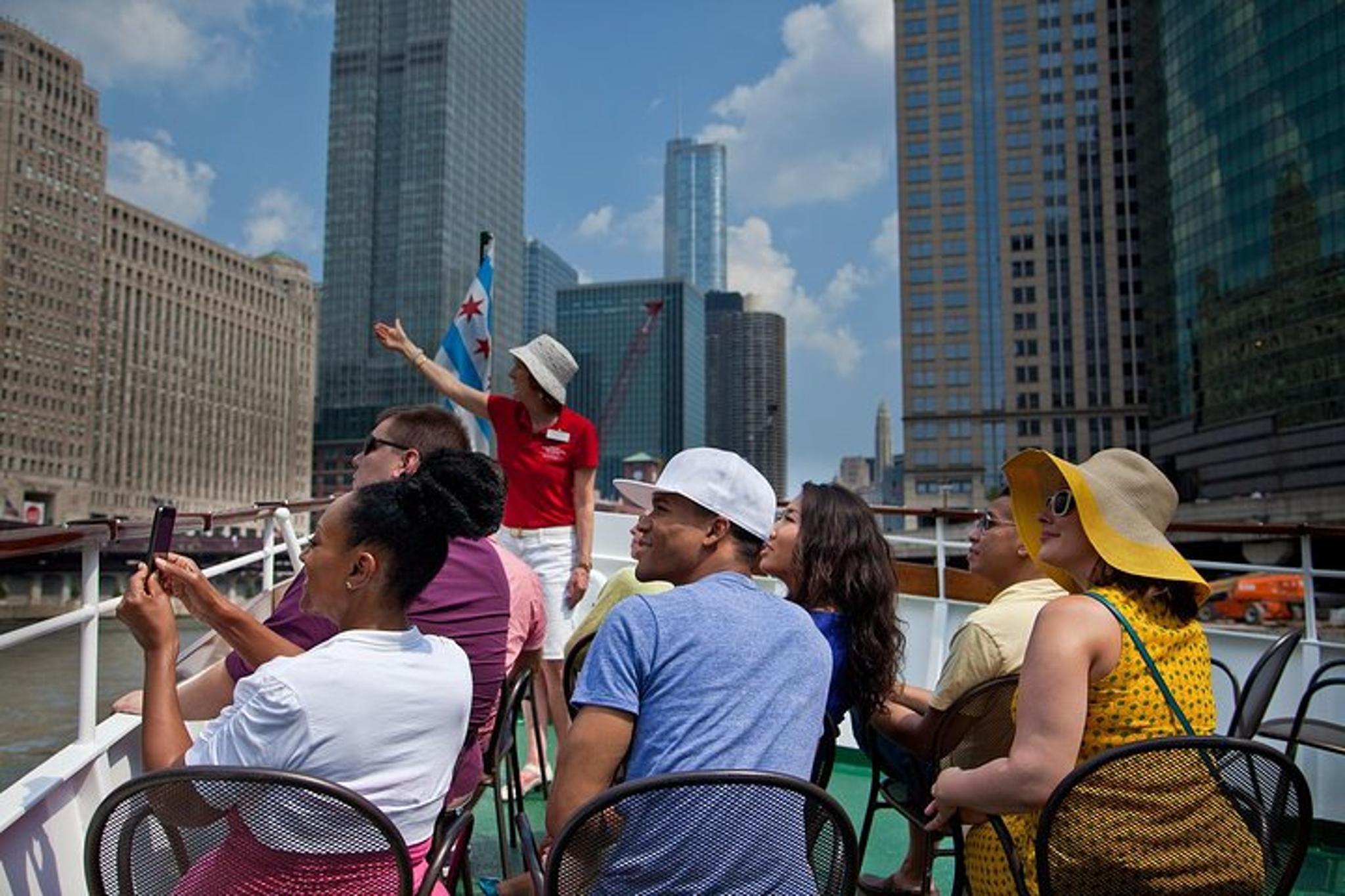 Chicago Architecture River Cruise - Image 3