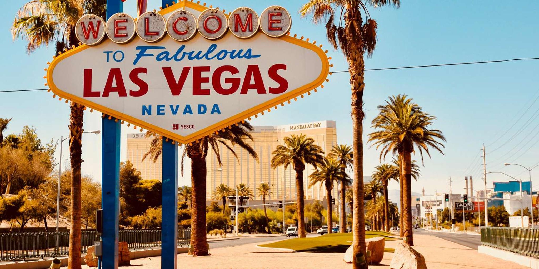 Las Vegas Audio Driving Tour: Neon Lights & Desert - Image 2