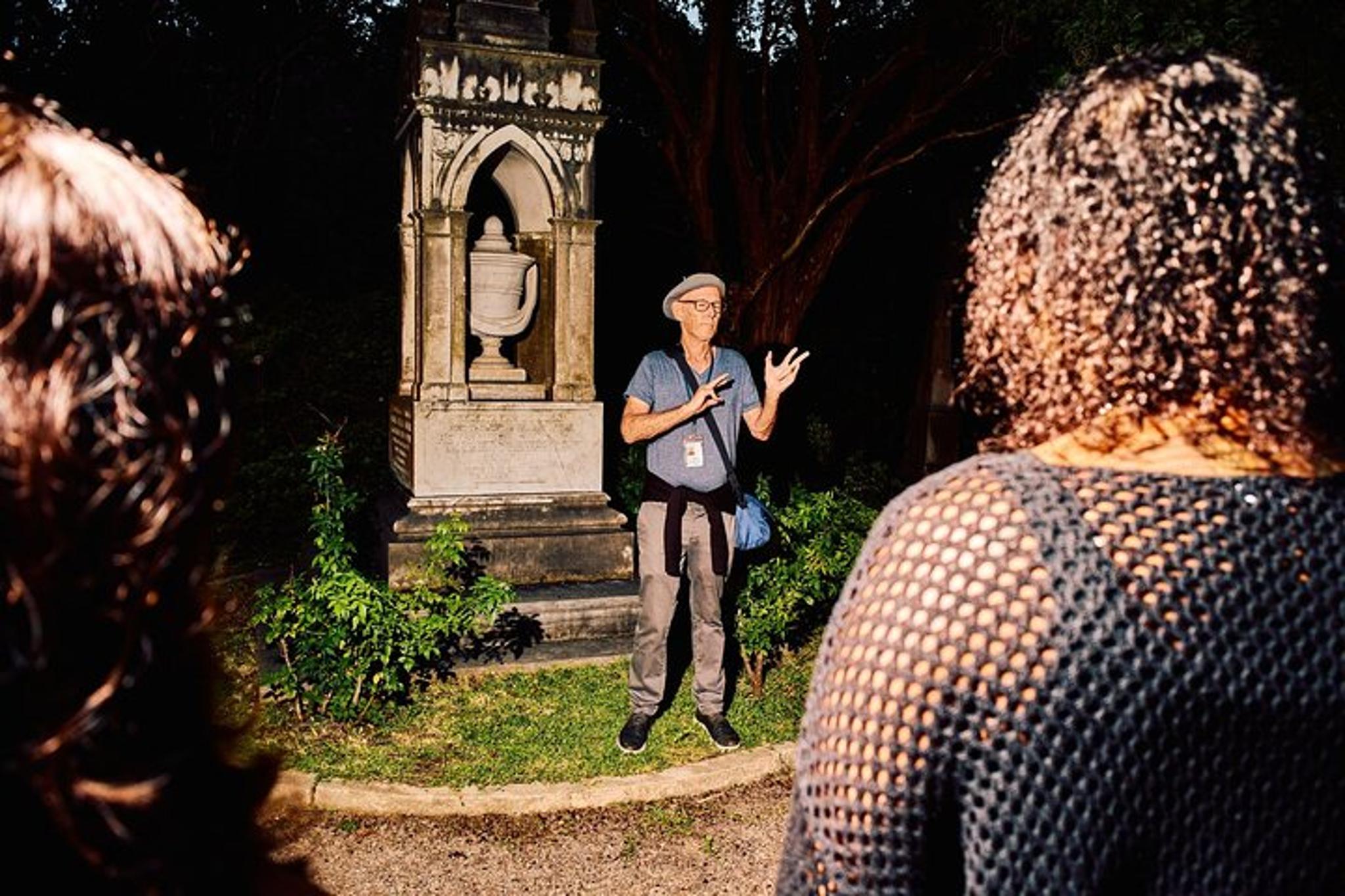 Charleston Ghost Walking Tour with Graveyard Access - Image 4
