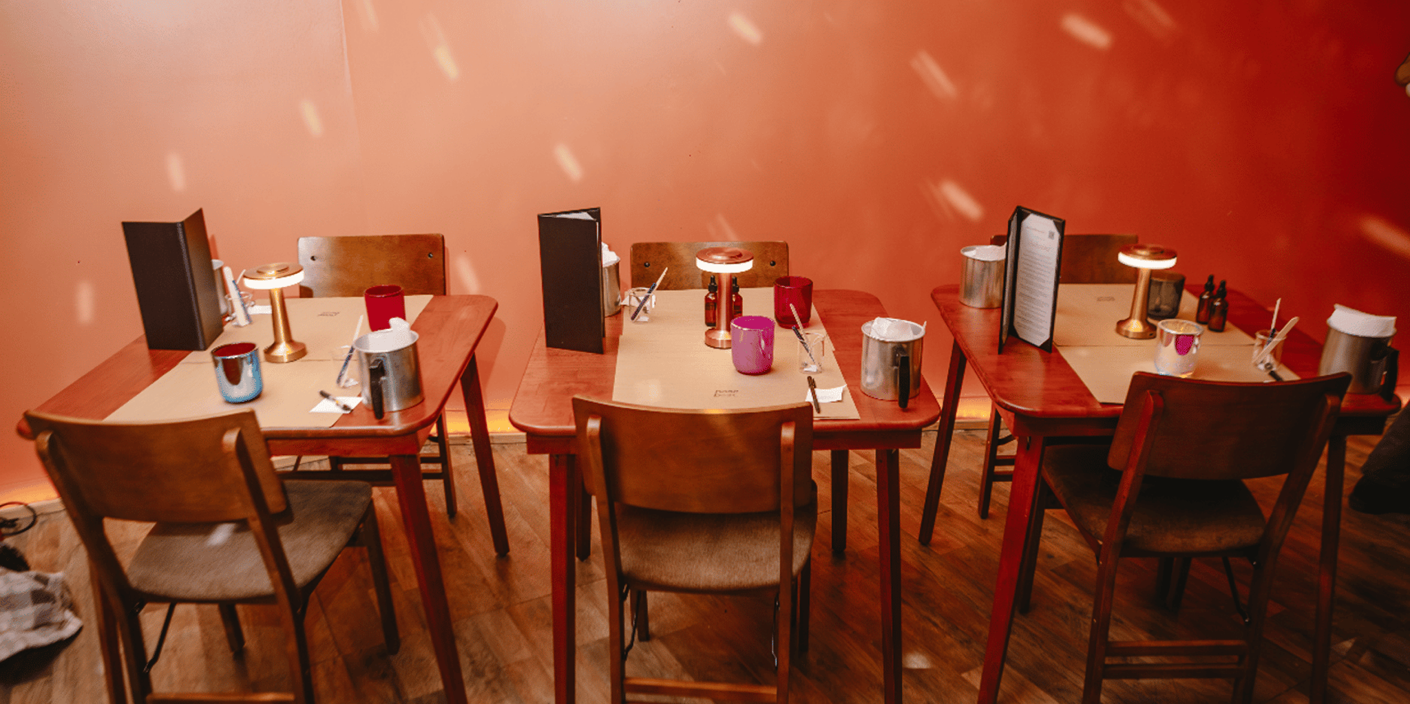 Brooklyn Candle Making Class in Speakeasy - Image 5