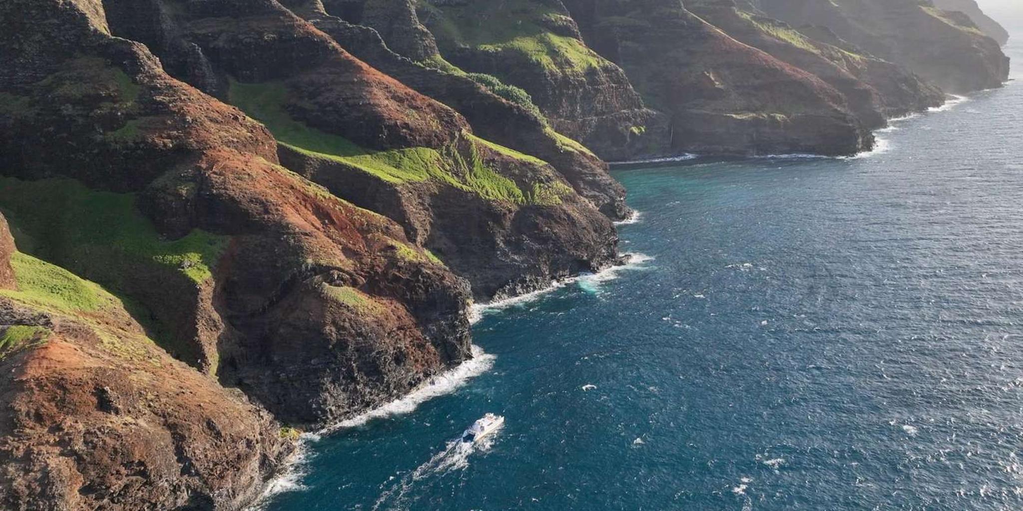 Kauai Napali Coast Sunset Dinner Cruise - Image 6