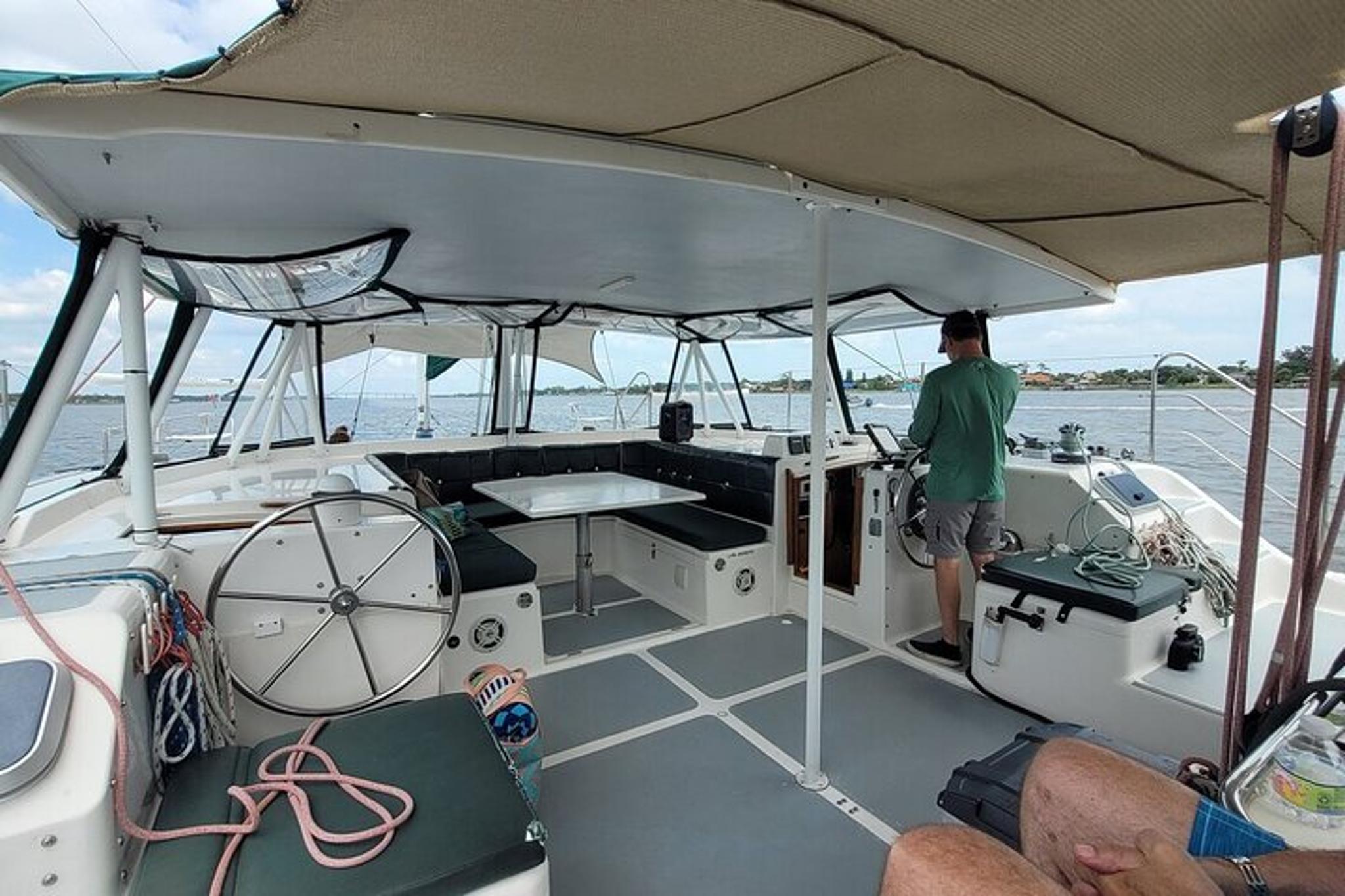 Daytona Beach Catamaran Sailing Dolphin Watch 90 min - Image 3