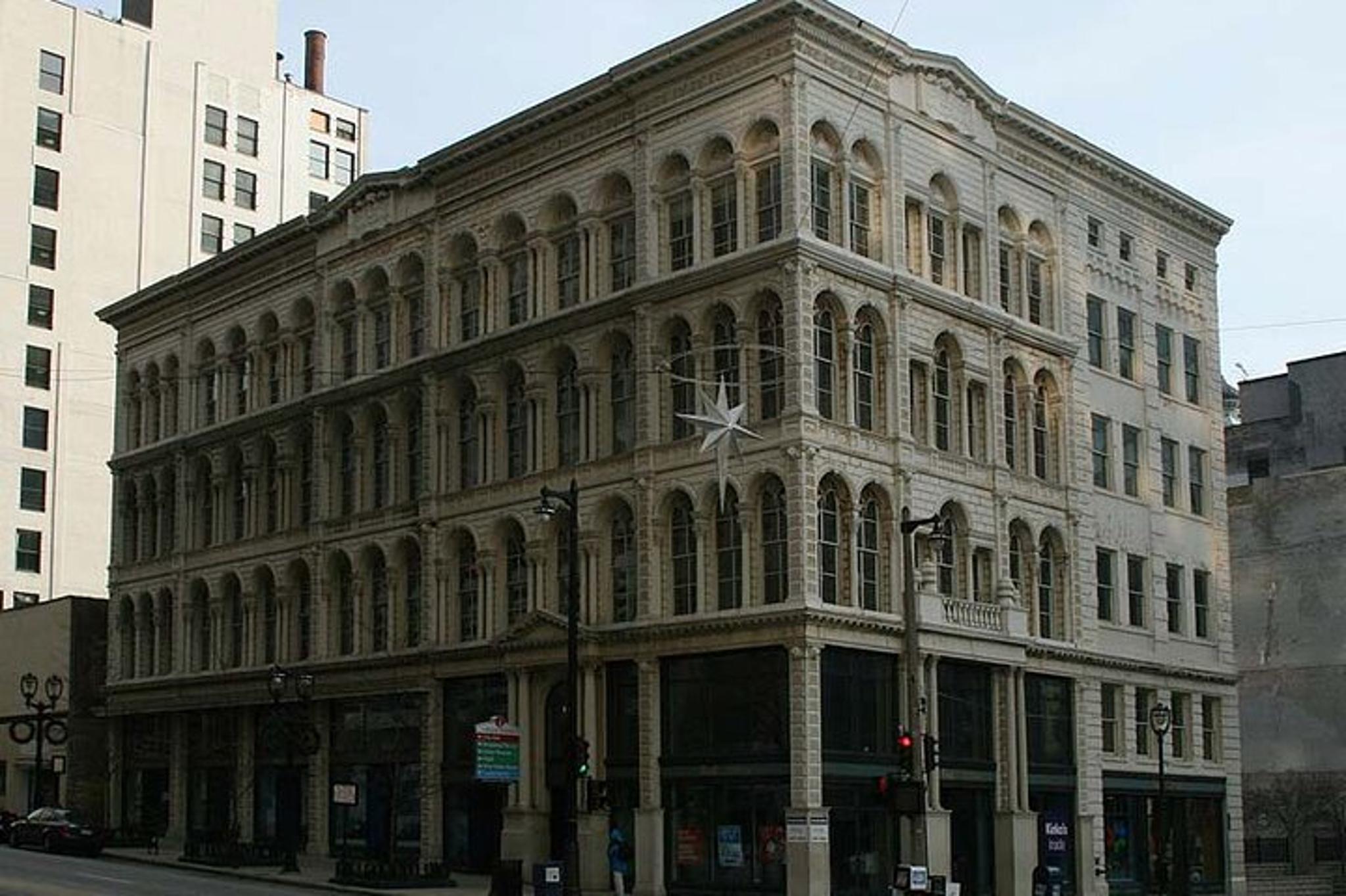 Milwaukee Self-Guided Audio Walking Tour - Image 5