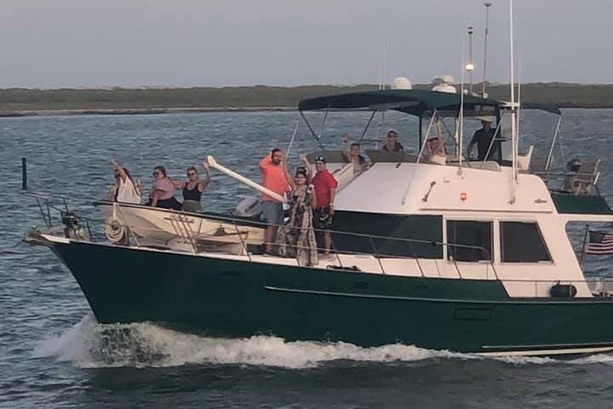 Port Aransas Party Cruise - Image 3