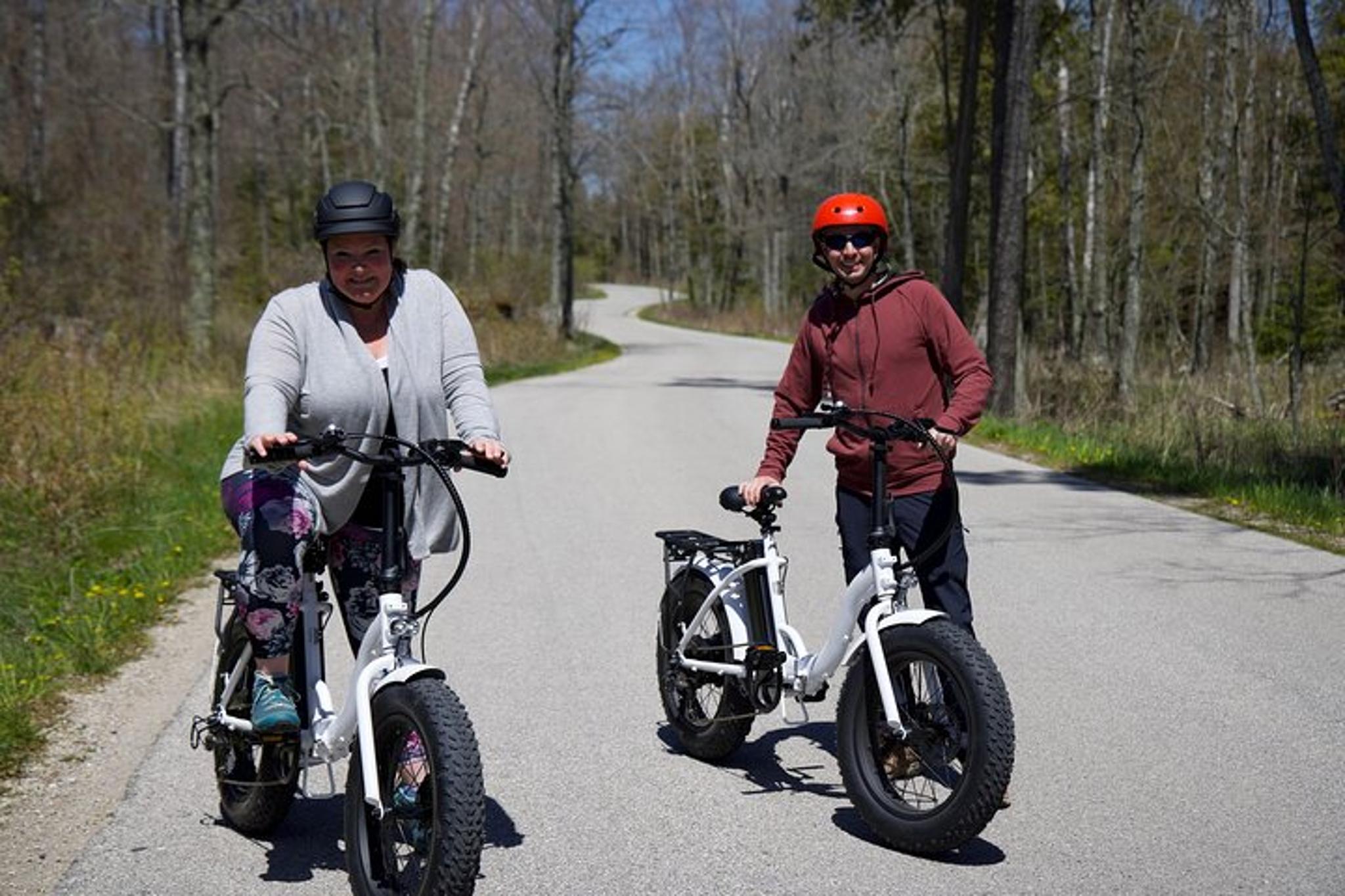 Door County Ebike Rental at Cave Point and Whitefish Bay - Image 3