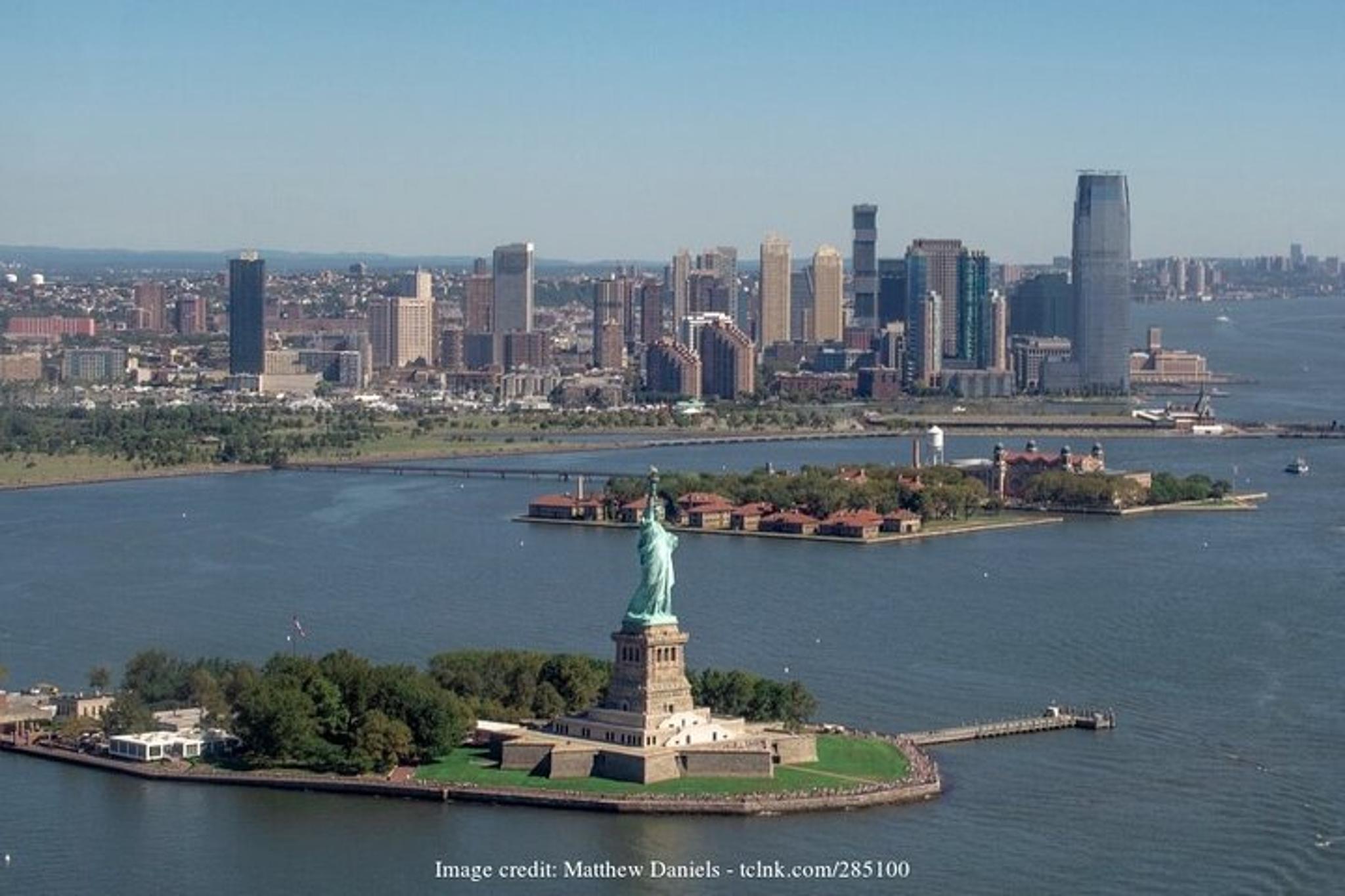 New York Statue of Liberty and Ellis Island Tour - Image 2