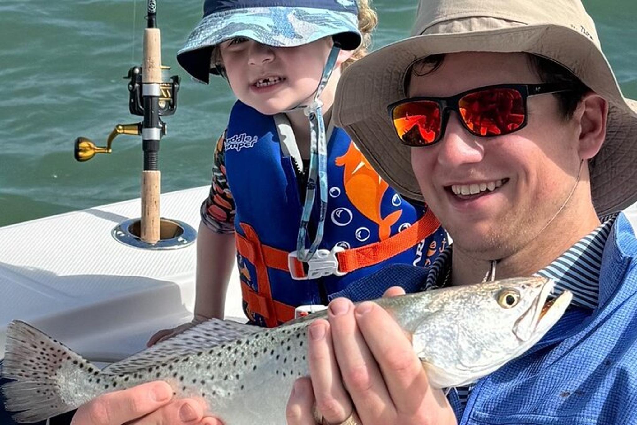 Marco Island Family Fishing Tour 2 hr - Image 6