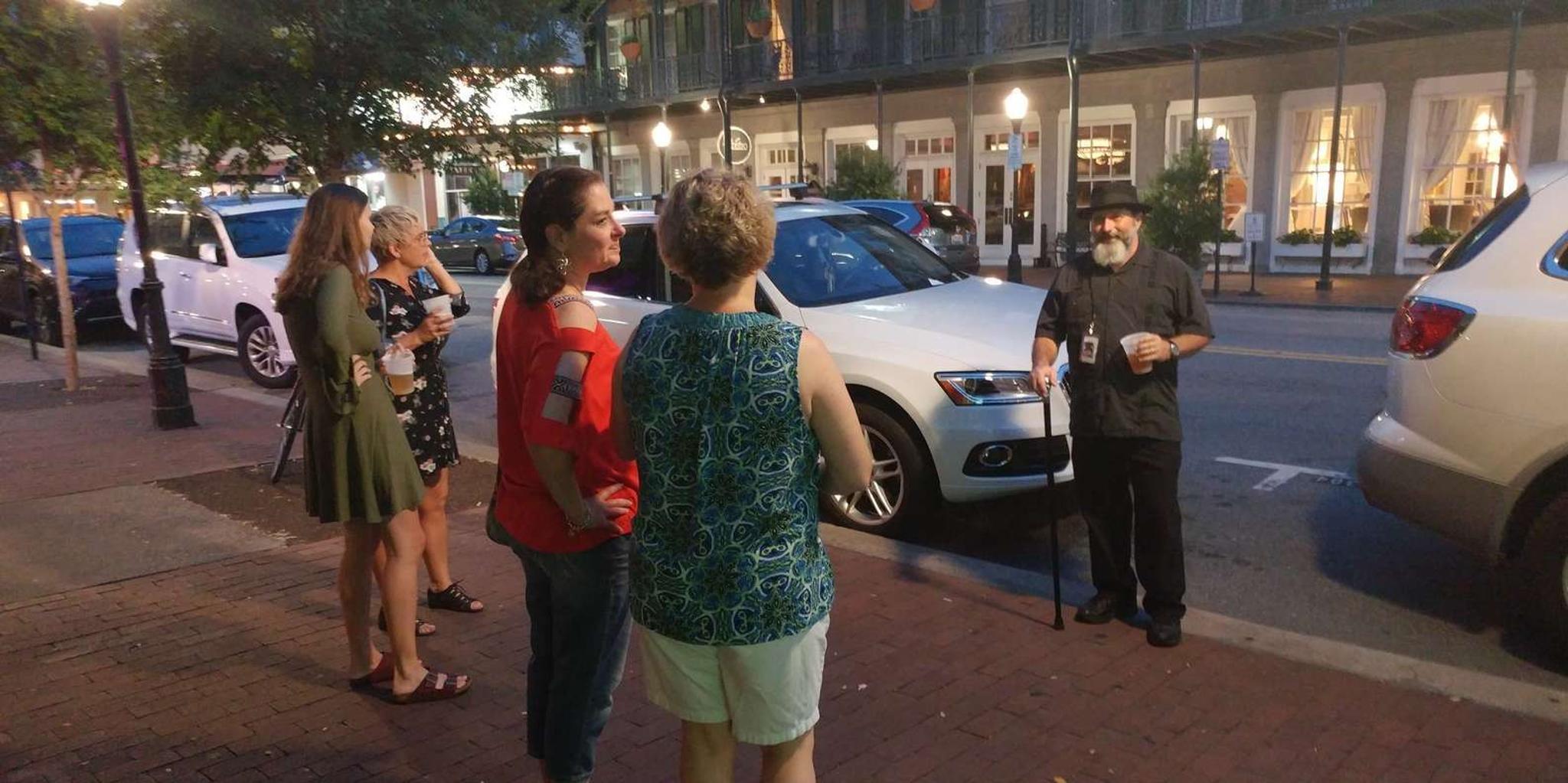 Savannah Ghost and Pub Crawl Tour