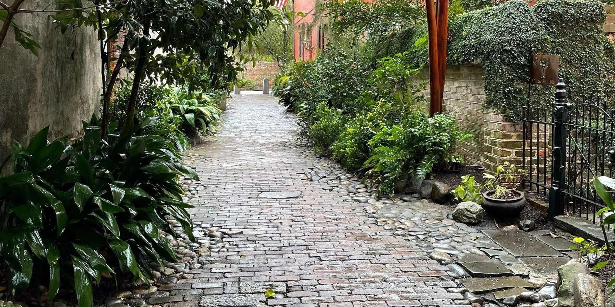 Charleston Walking Tour Secret Strolls 2 hr - Image 3