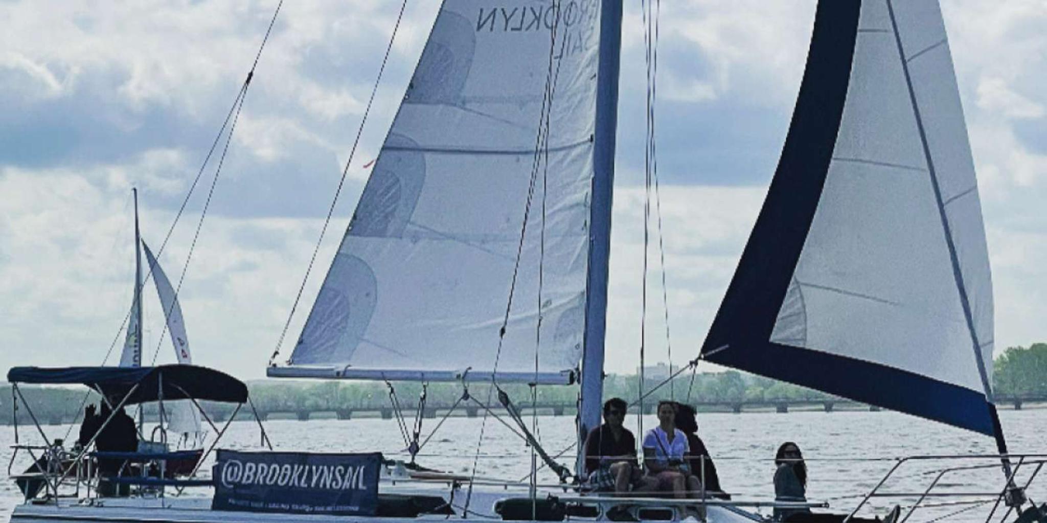 Brooklyn Sailboat Sightseeing Cruise
